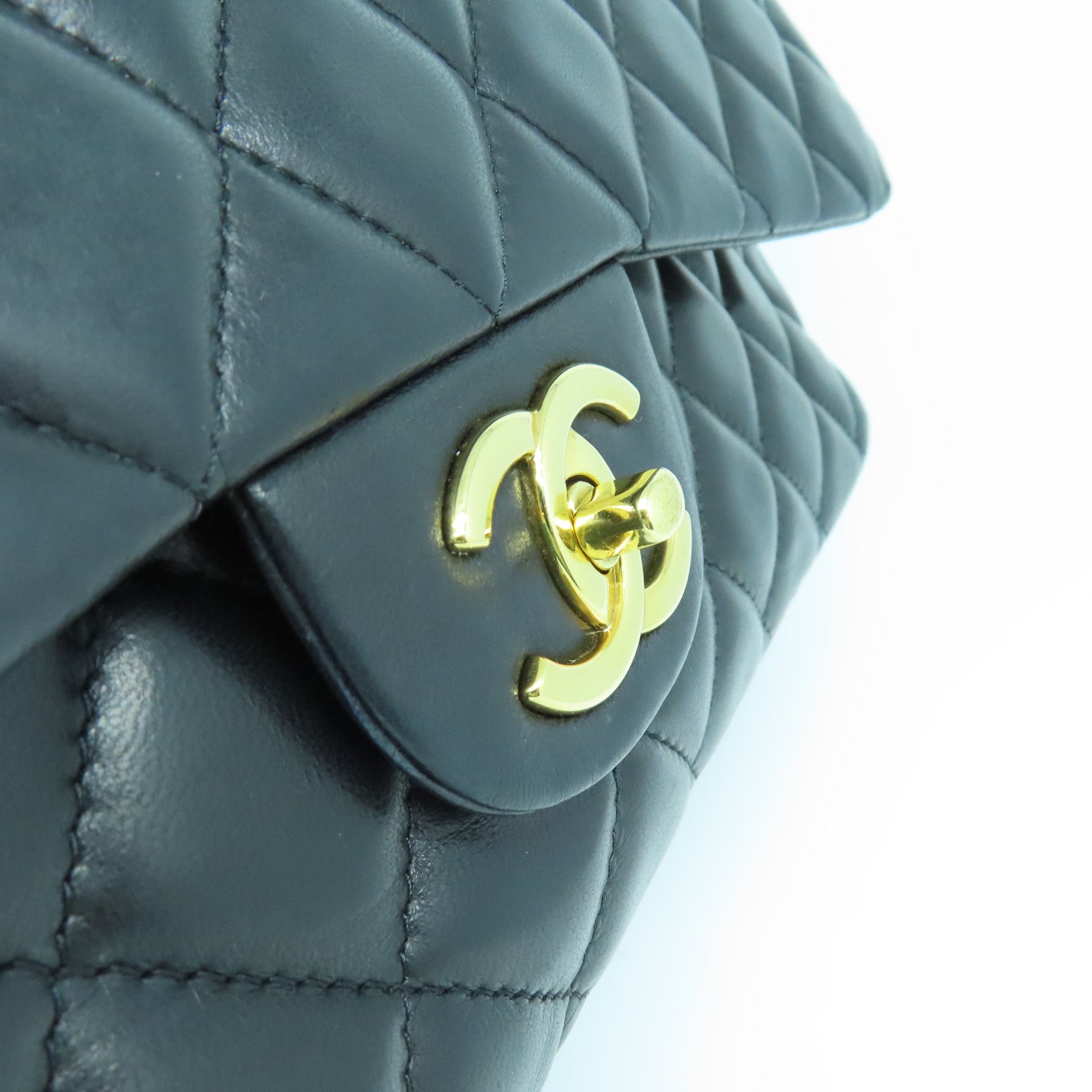 CHANEL rhombic sheepskin leather Chain Shoulder Bag gold buckle chain shoulder bag black