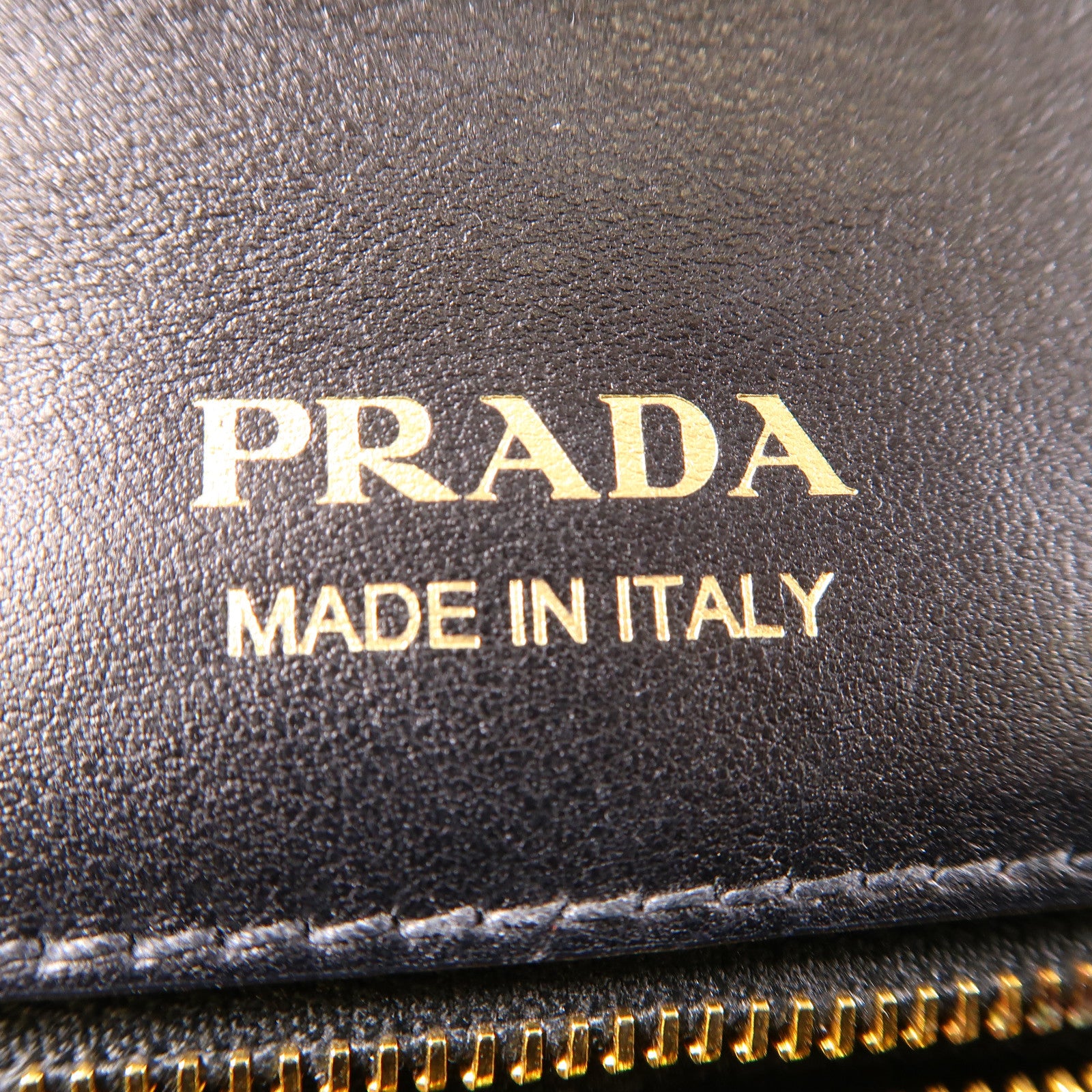 PRADA 【激減優惠】牛皮皮革Cahier金扣肩背袋灰色/白色/黑色