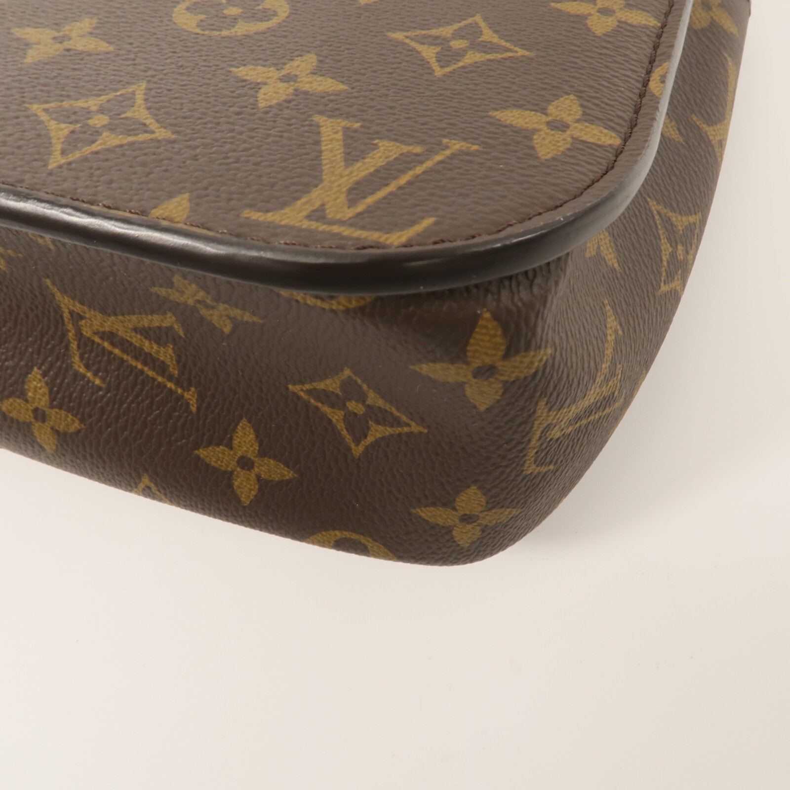 LOUIS VUITTON Monogram Passy肩背袋