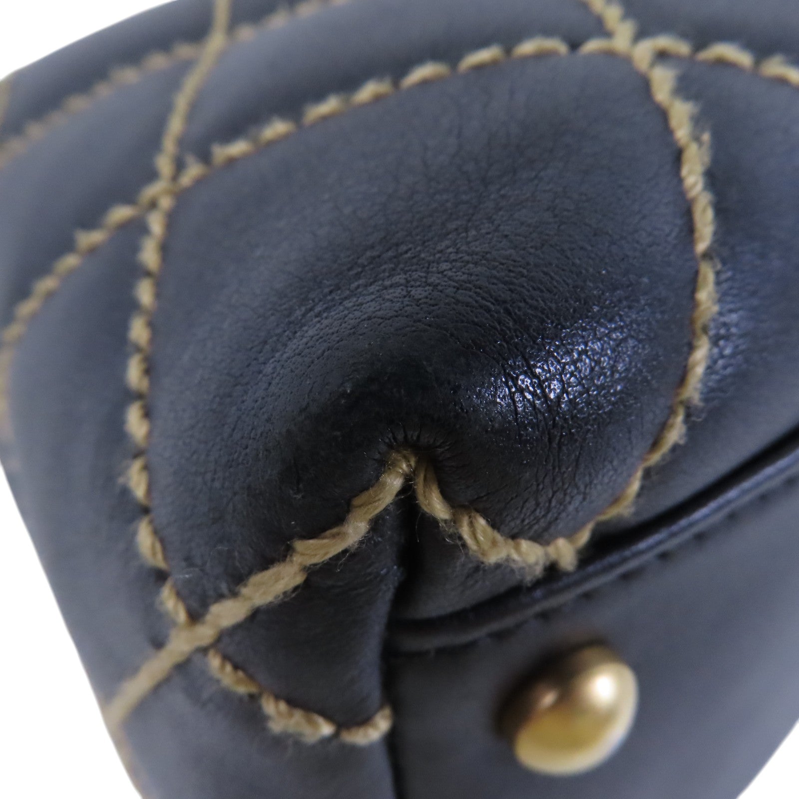 CHANEL 【激減優惠】牛皮皮革Shoulder Bag金扣肩背袋