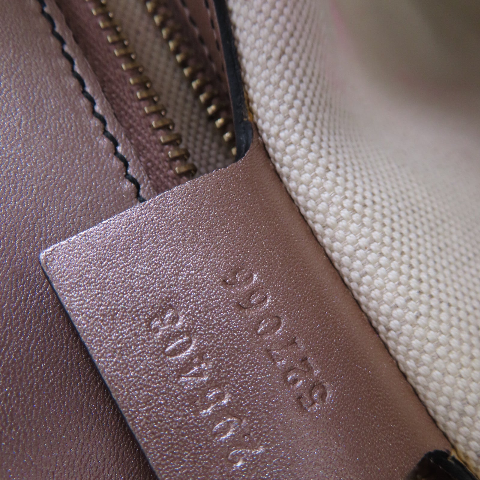 GUCCI 【激減優惠】漆皮皮革Guccissima Emily Chain Shoulder Bag金扣鏈帶肩背袋閃亮粉紅色