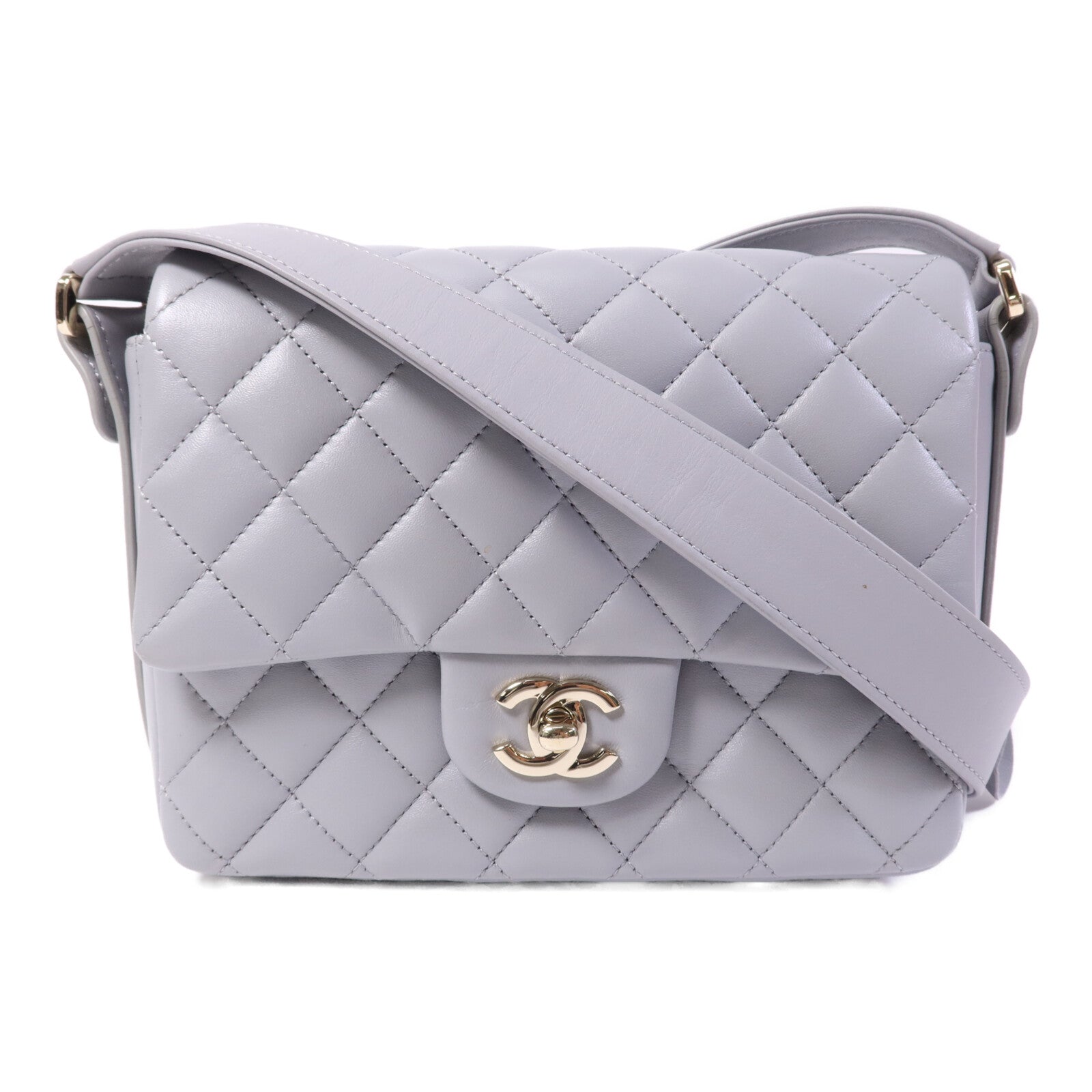 CHANEL 牛皮皮革Bolero De Chanel金扣肩背袋