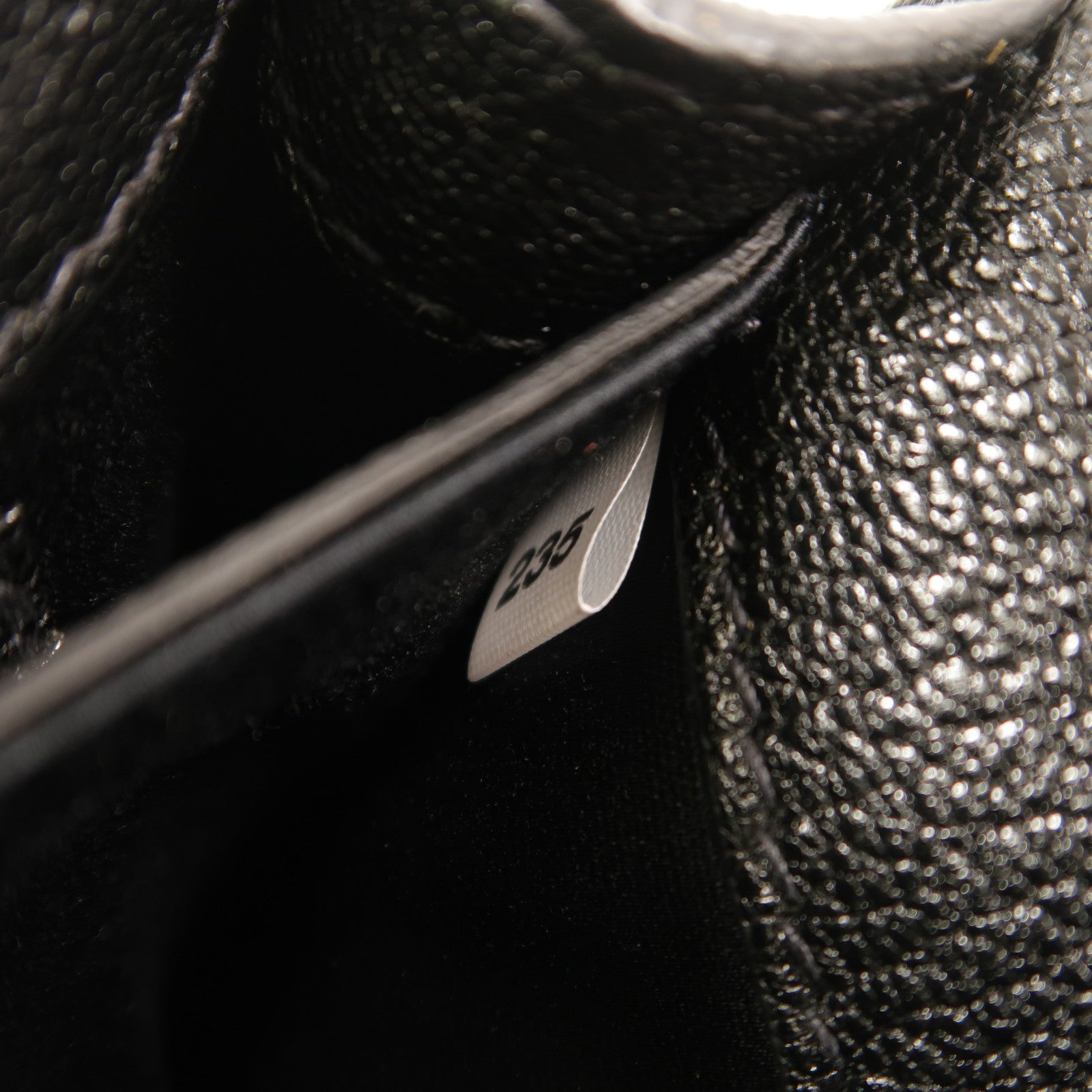 Miu Miu 牛皮皮革Chain Shoulder Bag鏈帶肩背袋