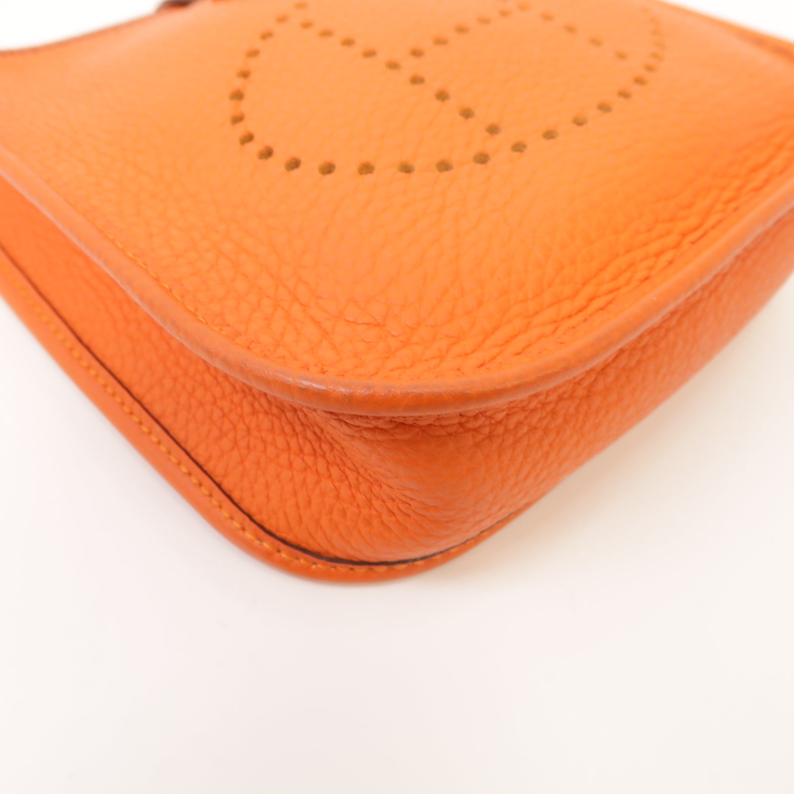 HERMES 【激減優惠】Clemence皮革Evelyne TPM Shoulder Bag金扣肩背袋火焰橘