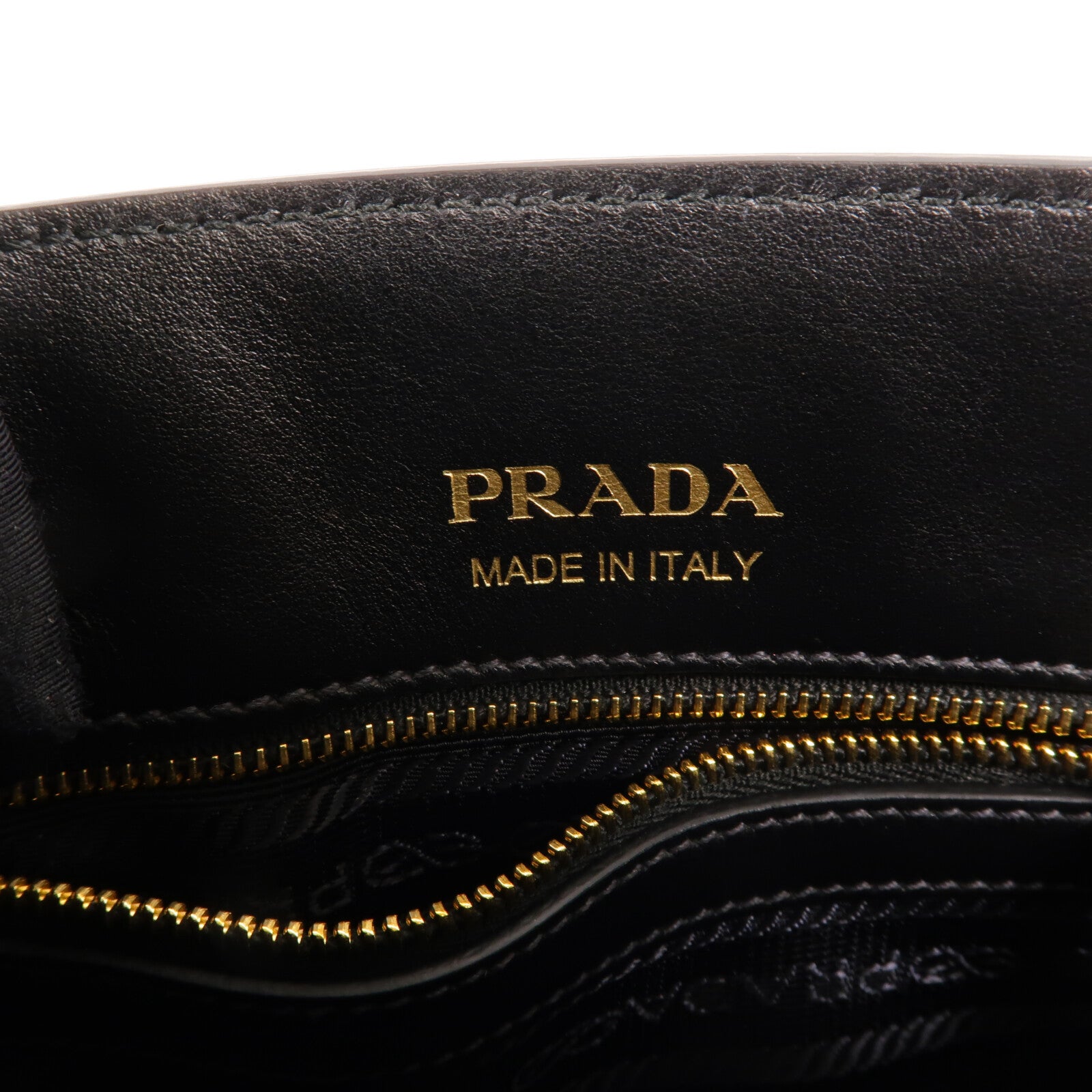 PRADA 牛皮皮革Shoulder Bag肩背袋