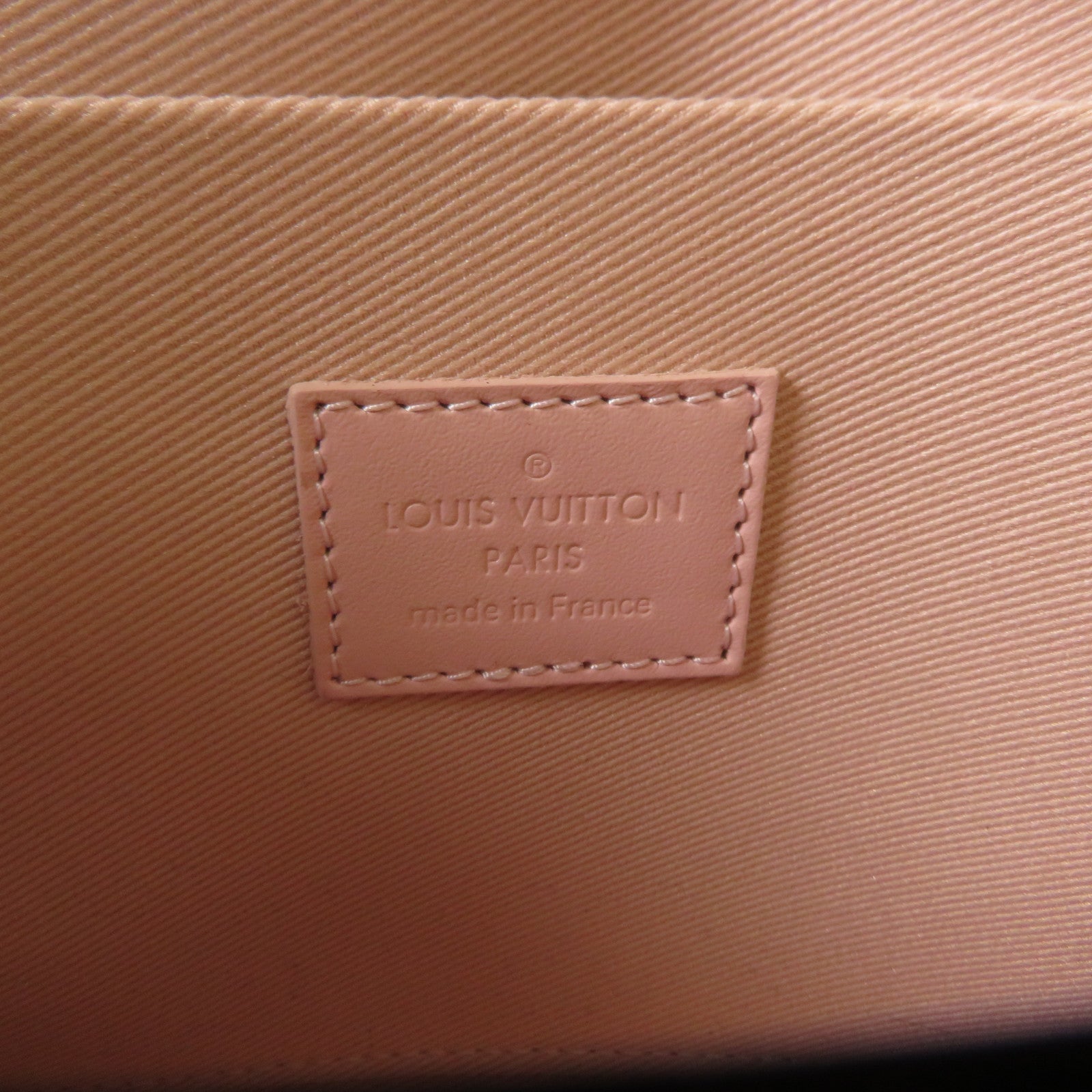 LOUIS VUITTON 【激減優惠】Monogram Vernis Pochette Felicie金扣鏈帶肩背袋粉紅色