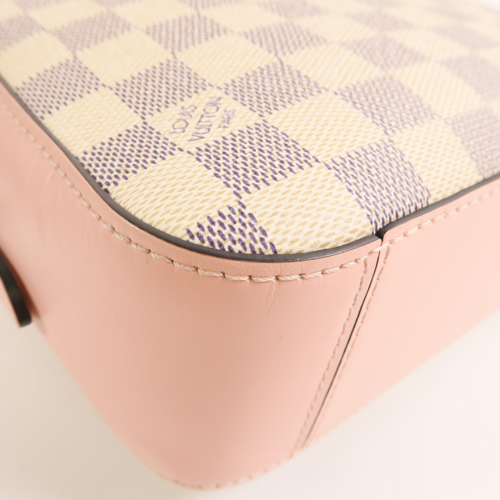 LOUIS VUITTON Damier Azur Saintaonge金扣肩背袋