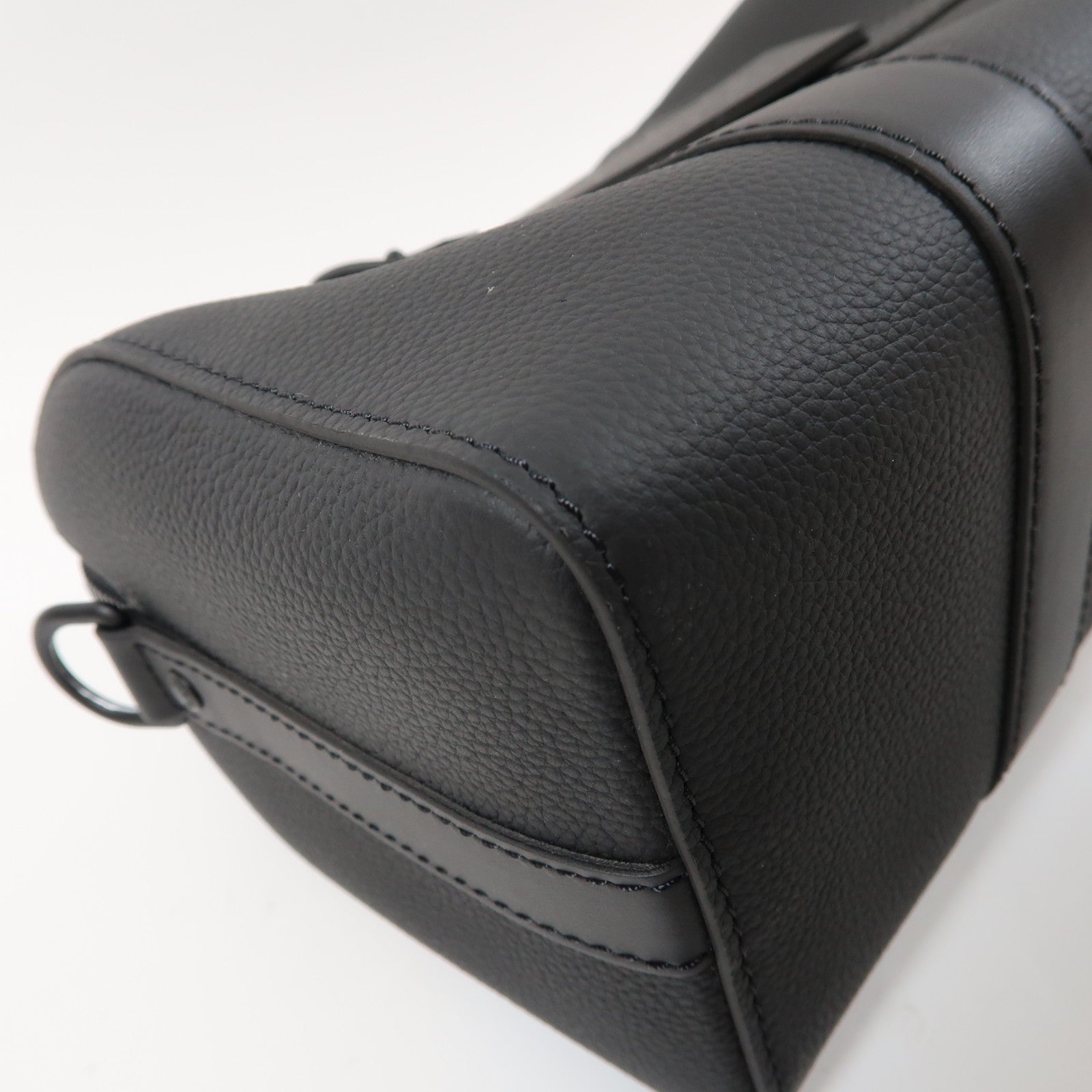 LOUIS VUITTON Aerogram City Keepall肩背袋黑色