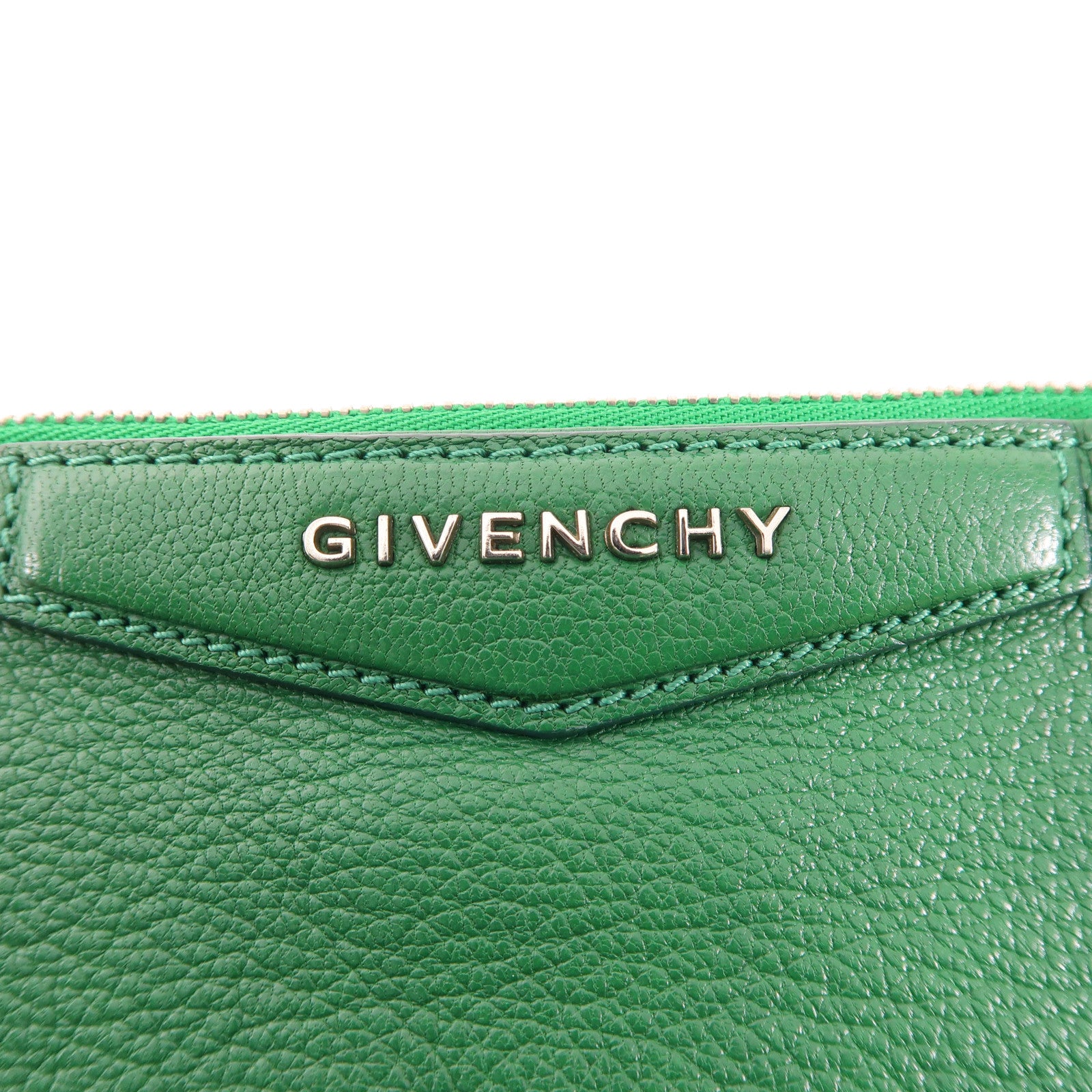 GIVENCHY 【激減優惠】牛皮皮革Clutch銀扣手拿包