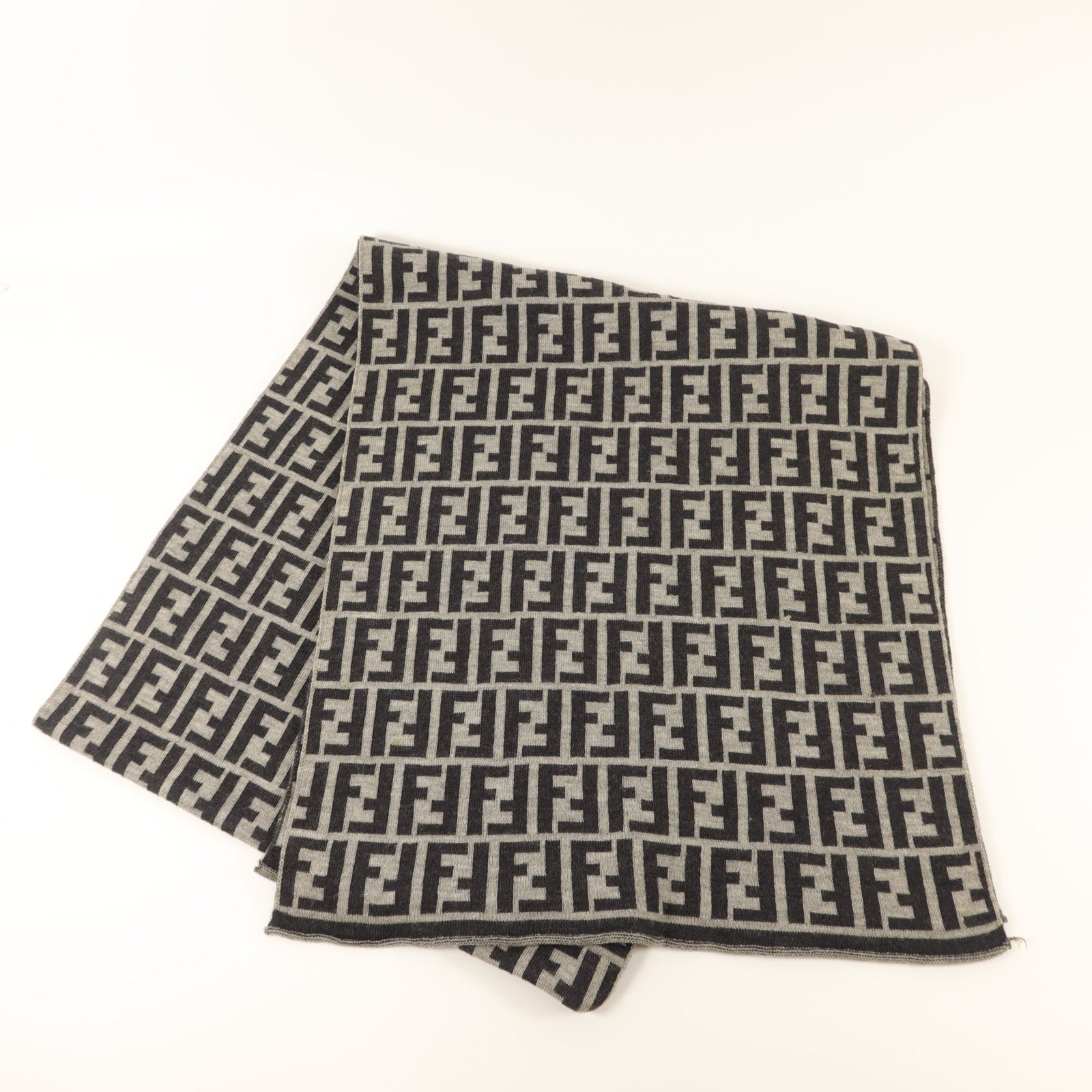 FENDI 羊毛Scarf頸巾