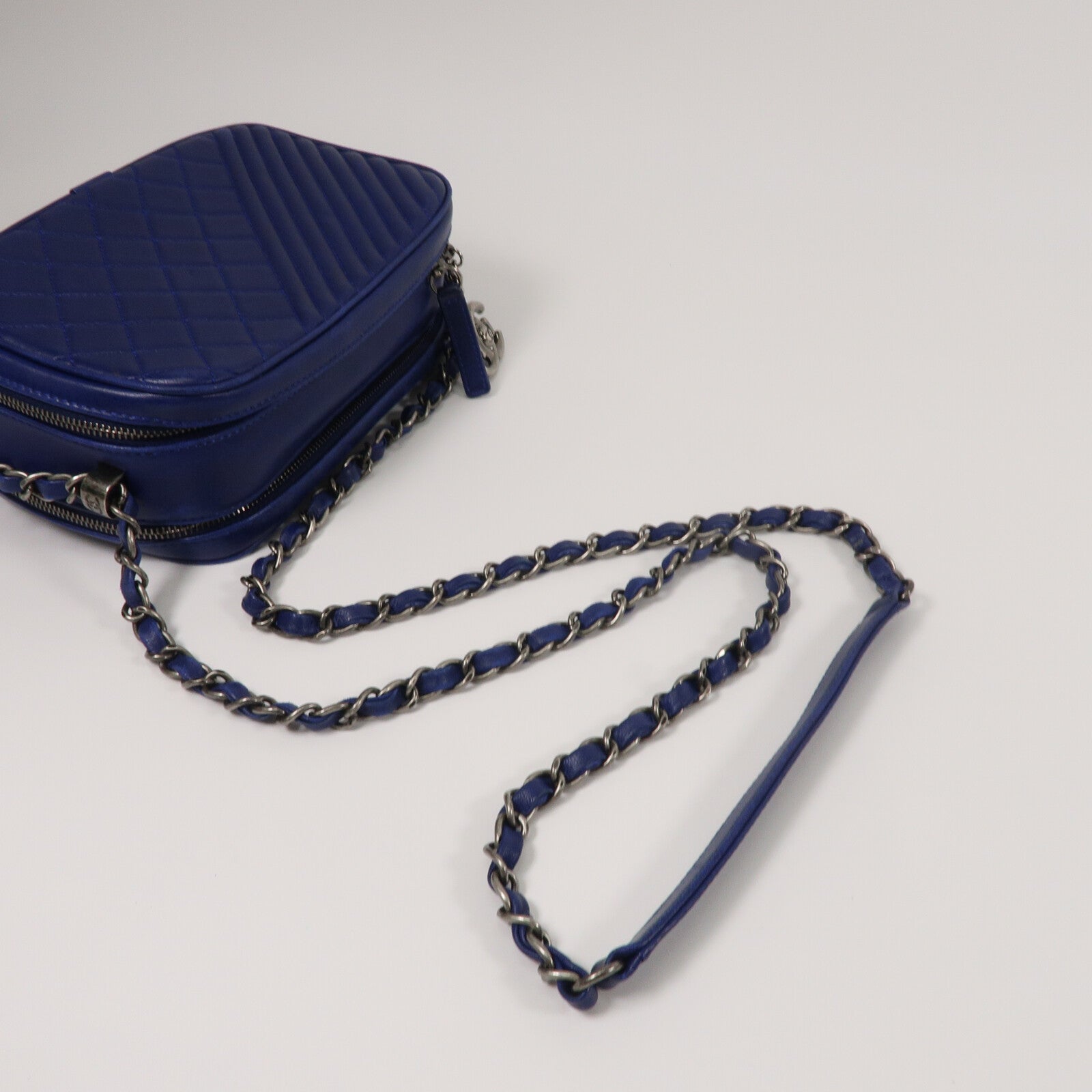 CHANEL 羊皮皮革Camera Bag鏈帶肩背袋