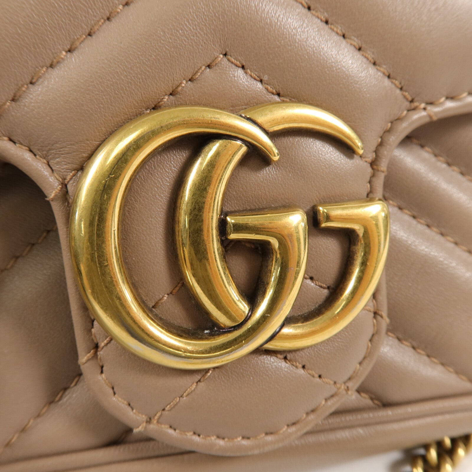 GUCCI 牛皮皮革GG Marmont Super Mini鏈帶肩背袋