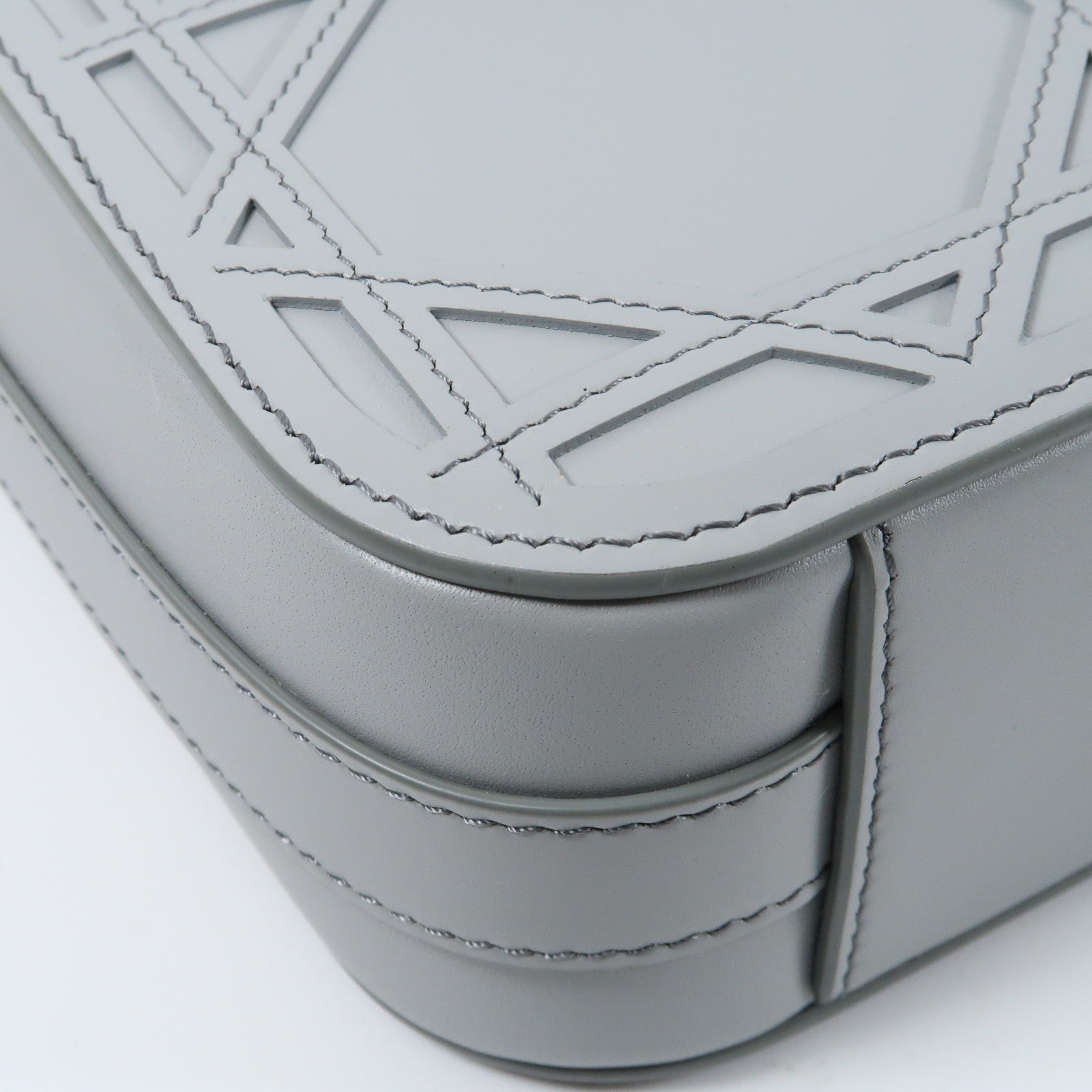Dior 牛皮皮革Shoulder Bag銀扣肩背袋