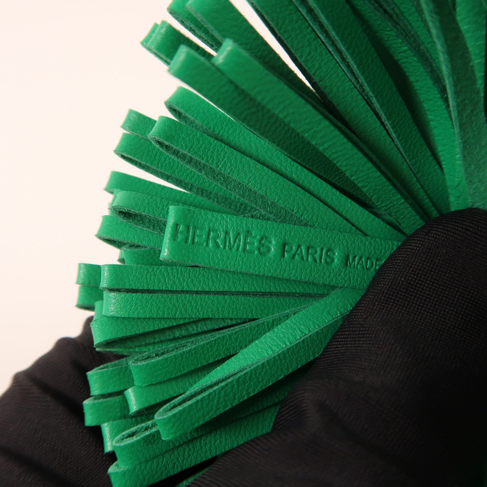 HERMES Swift皮革Carmen銀扣鎖匙扣