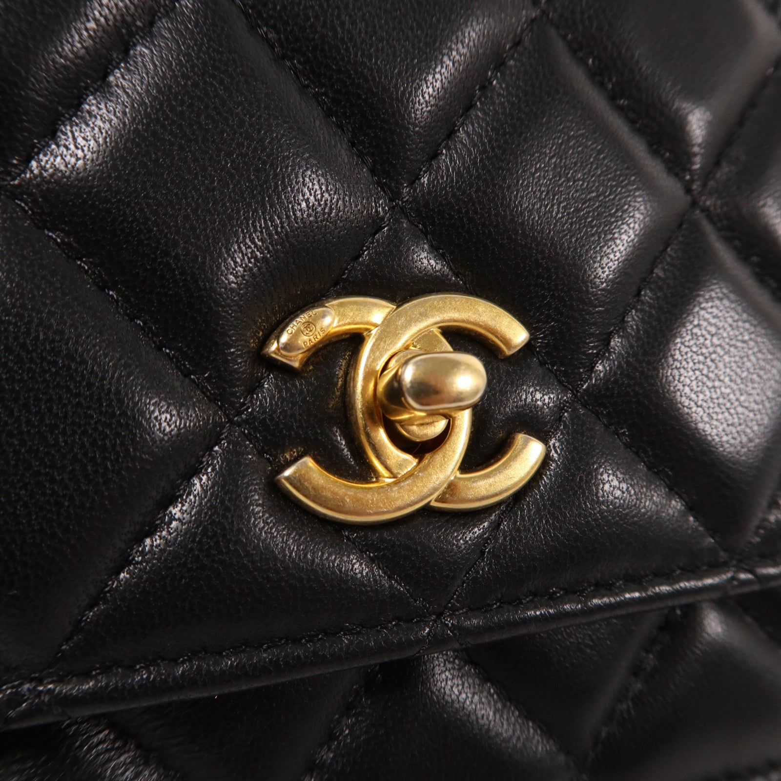 CHANEL 菱格羊皮皮革Wallet On Chain金扣鏈帶肩背袋黑色