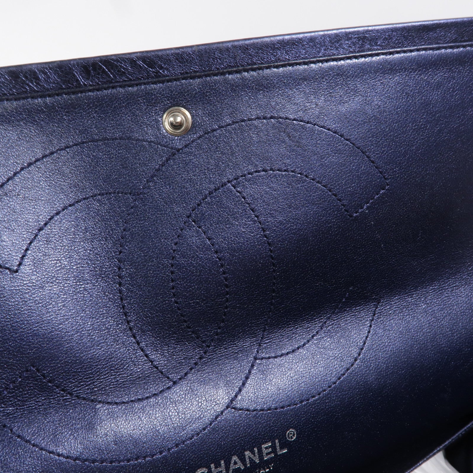 CHANEL 牛皮皮革2.55 Maxi鏈帶肩背袋