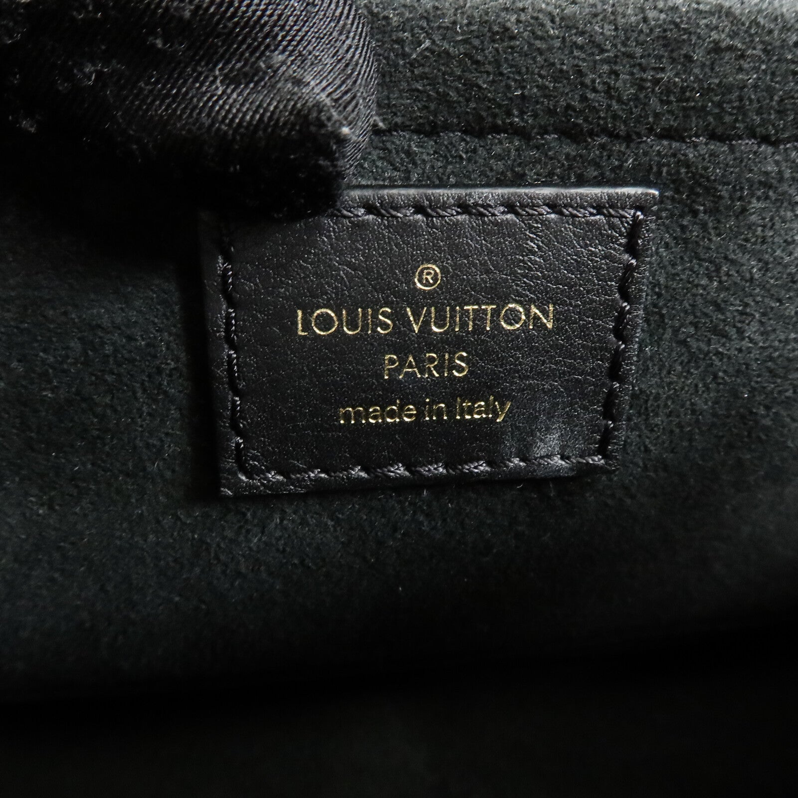 LOUIS VUITTON 牛皮皮革New Wave Chain MM肩背袋