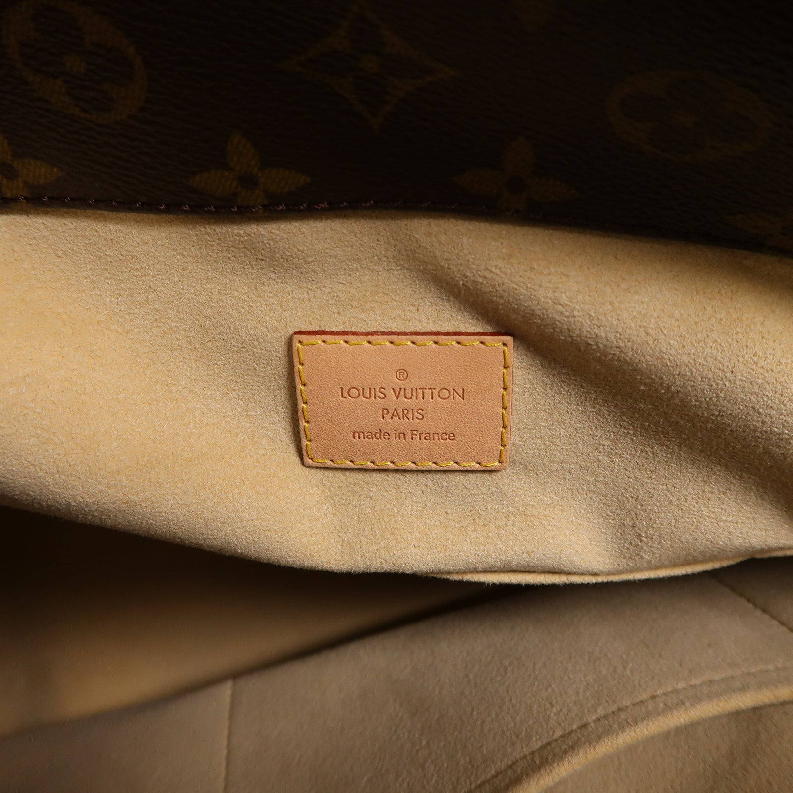 LOUIS VUITTON Monogram Artsy MM金扣肩背袋