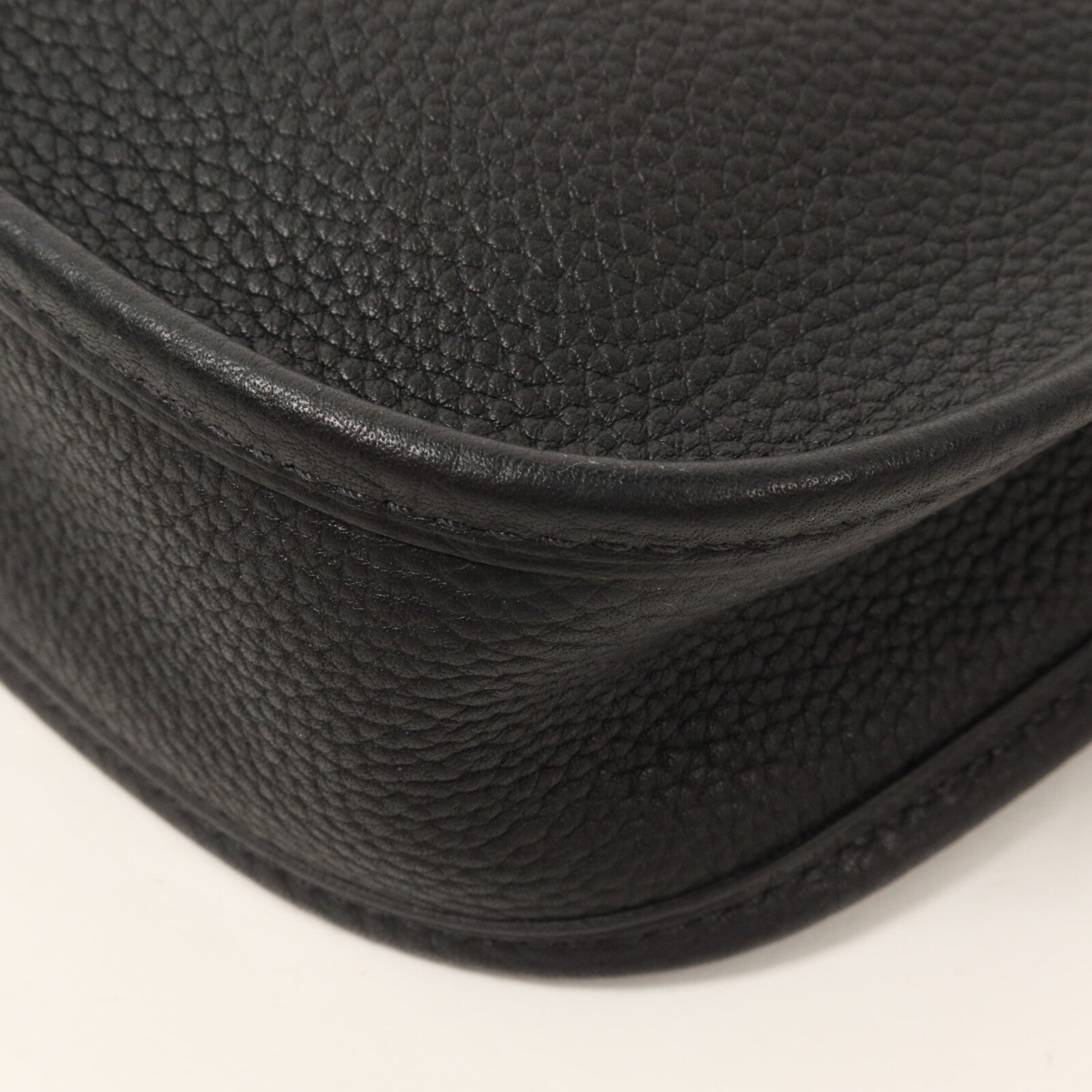 HERMES Clemence皮革Evelyne TPM肩背袋Noir