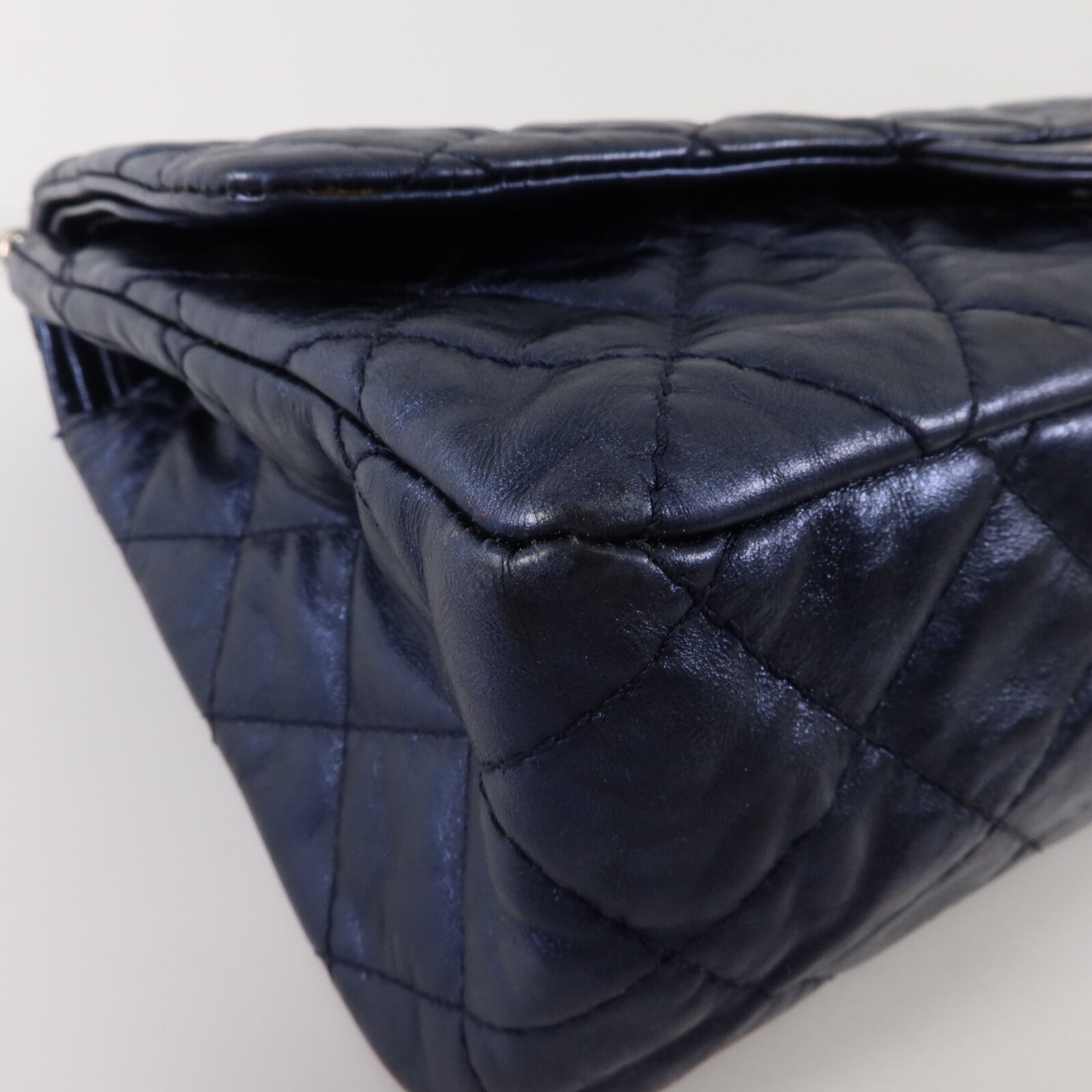 CHANEL 牛皮皮革2.55 Maxi鏈帶肩背袋