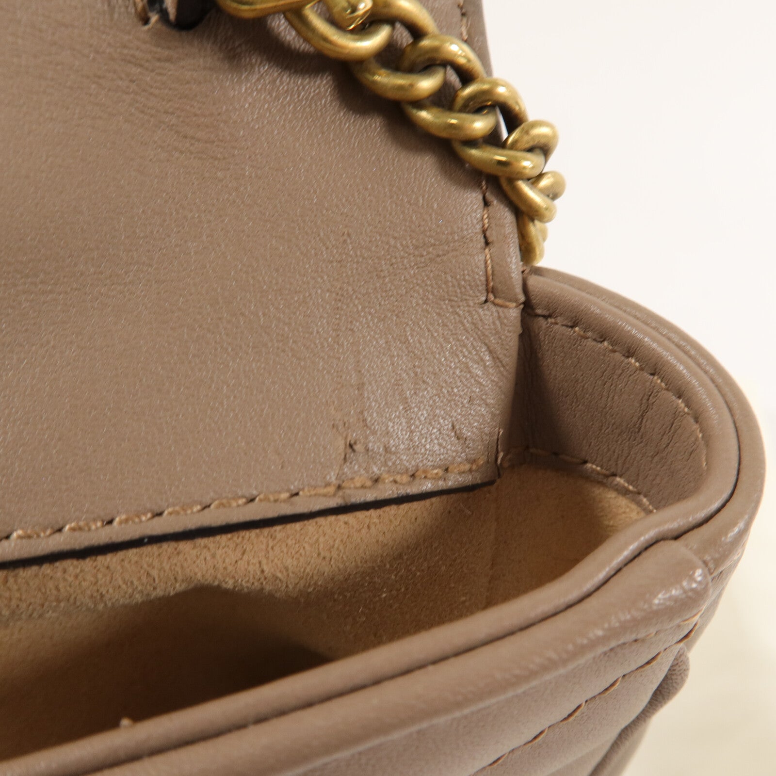 GUCCI 牛皮皮革GG Marmont Super Mini鏈帶肩背袋