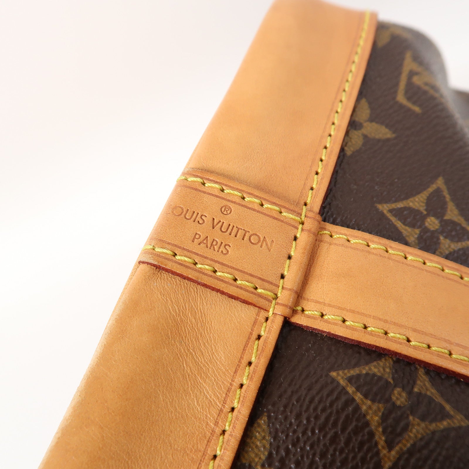 LOUIS VUITTON Monogram Noe金扣肩背袋啡色