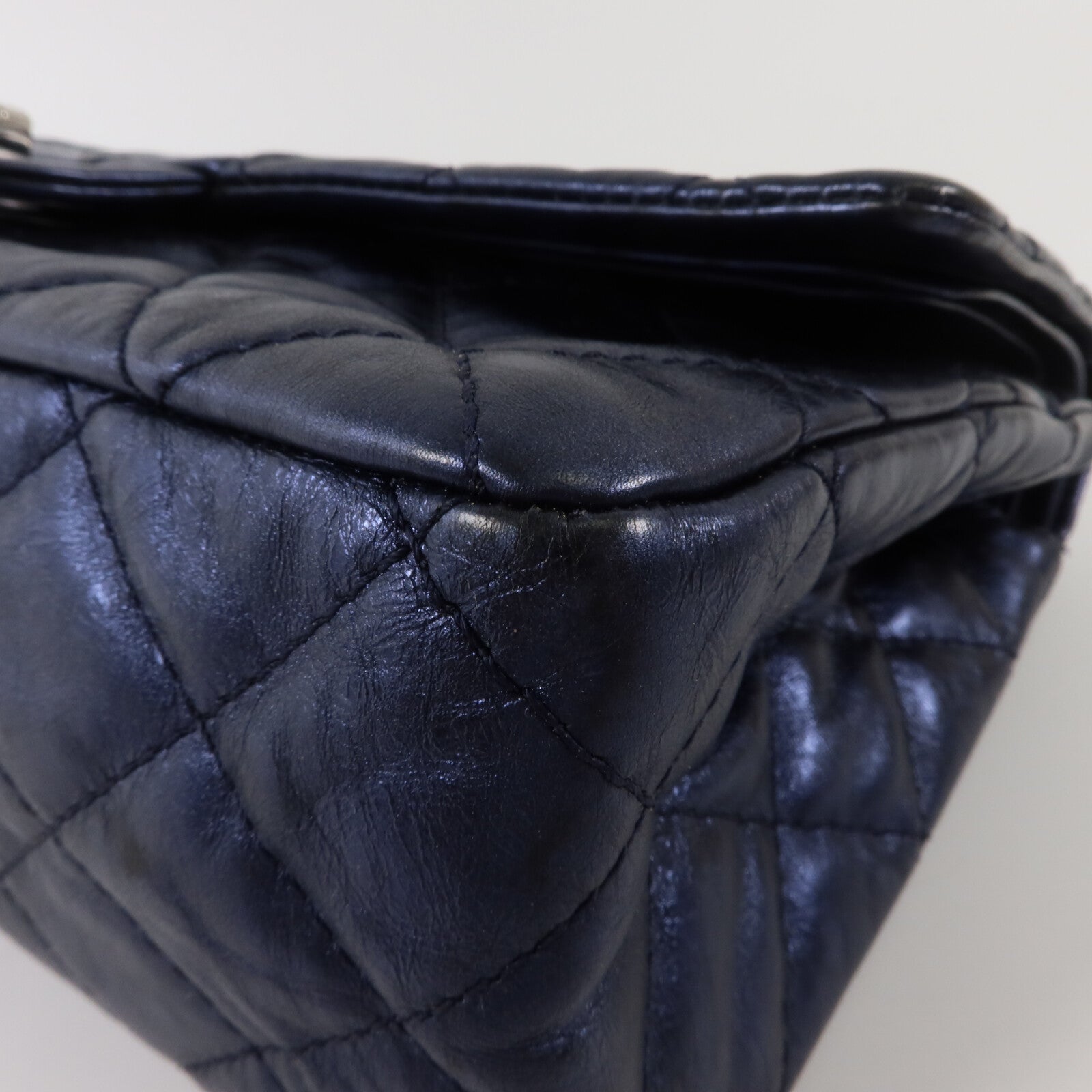 CHANEL 牛皮皮革2.55 Maxi鏈帶肩背袋