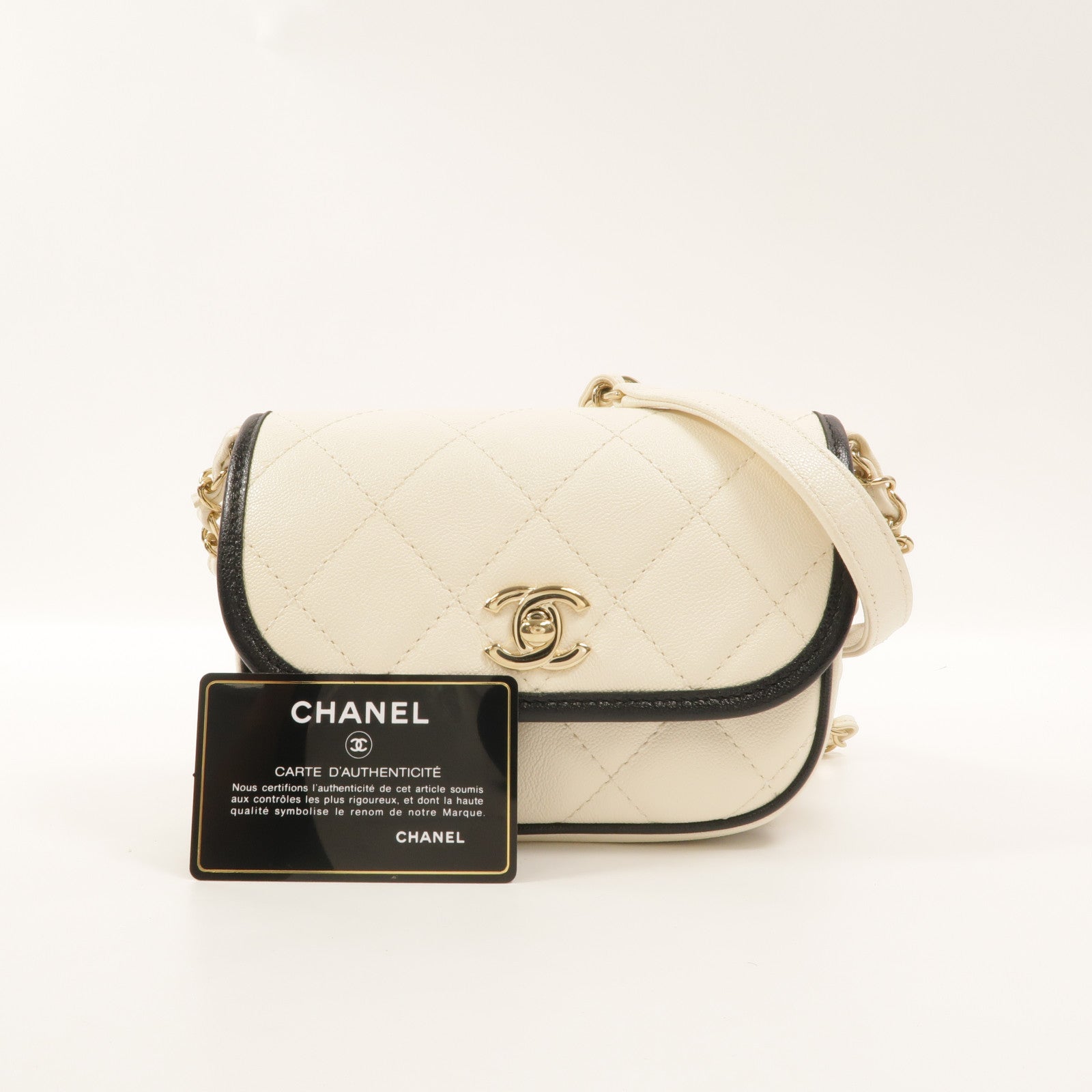 CHANEL 牛皮皮革Mini Round Flap Messenger Bag肩背袋