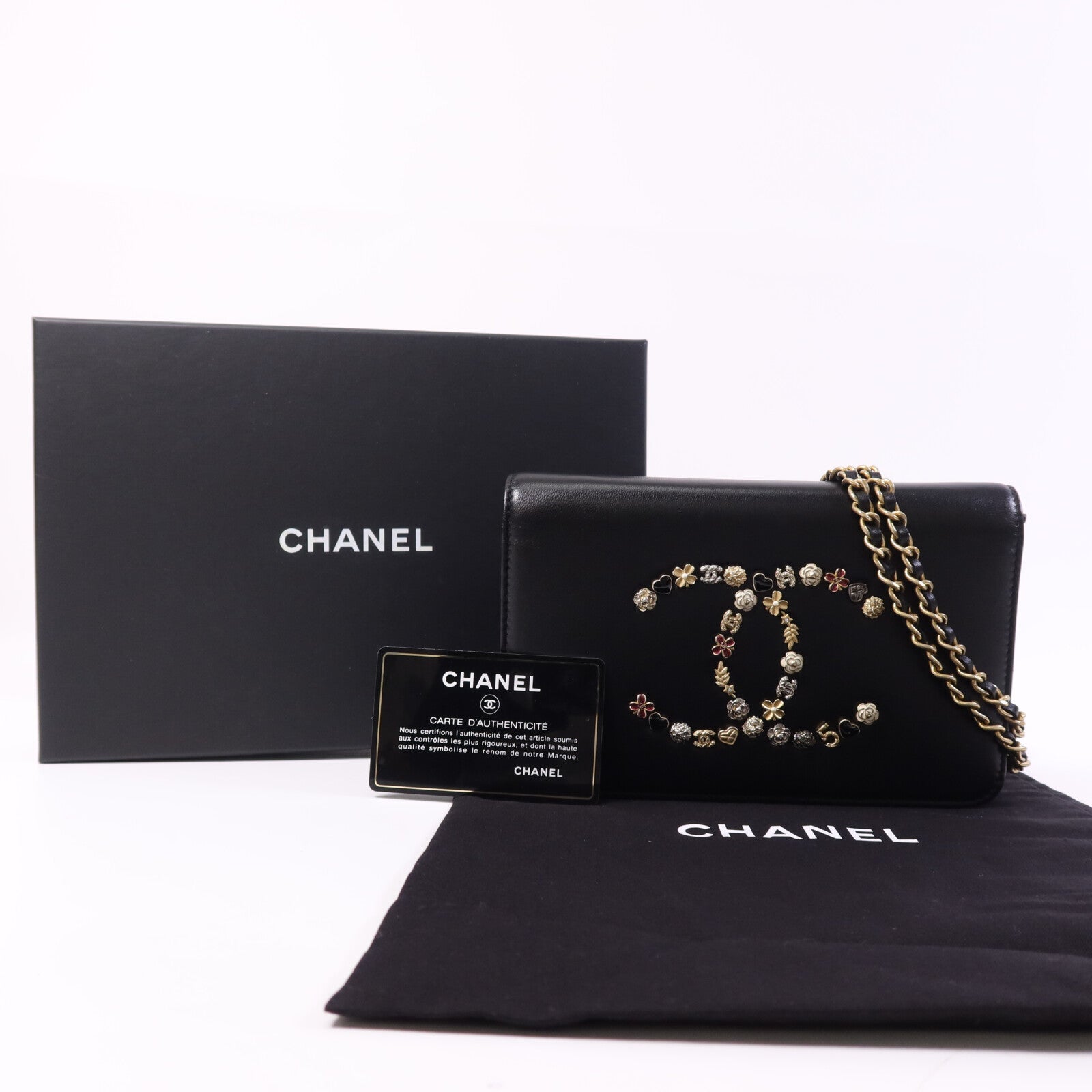CHANEL 牛皮皮革WOC Wallet On Chain金扣鏈帶肩背袋