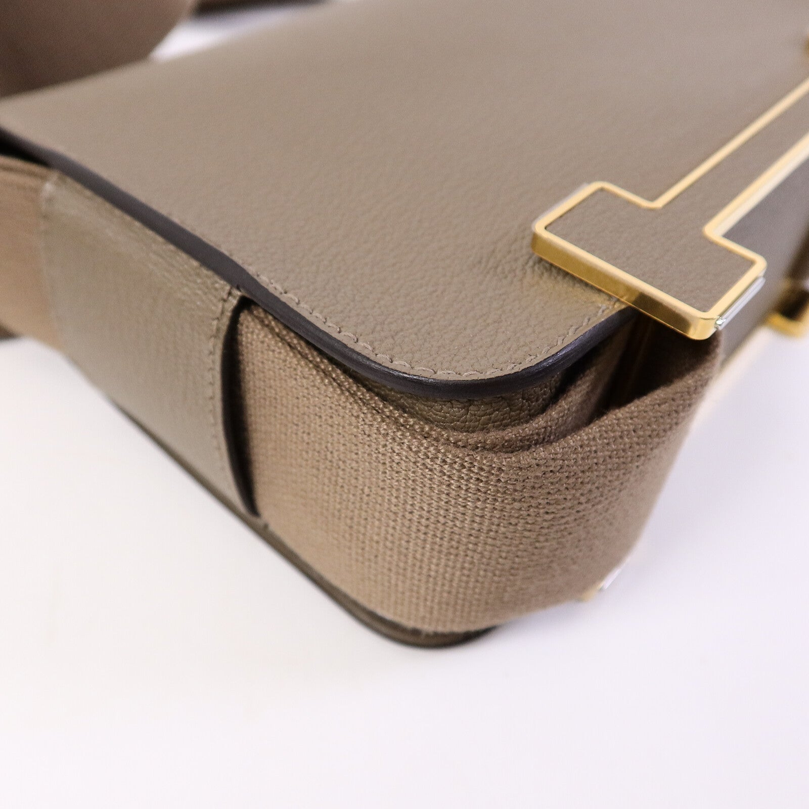 HERMES Chevre皮革Geta肩背袋Etoupe