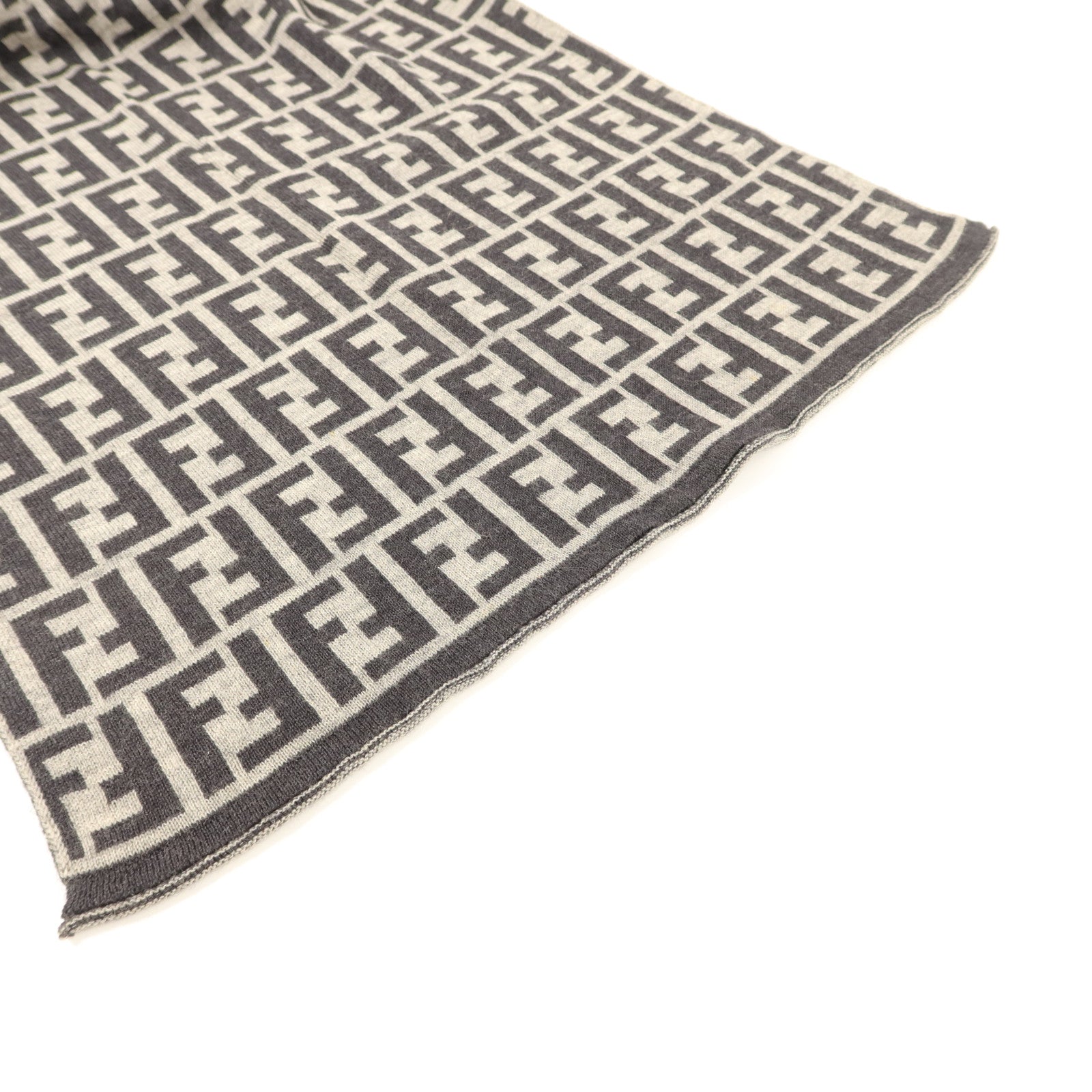 FENDI 羊毛Scarf頸巾