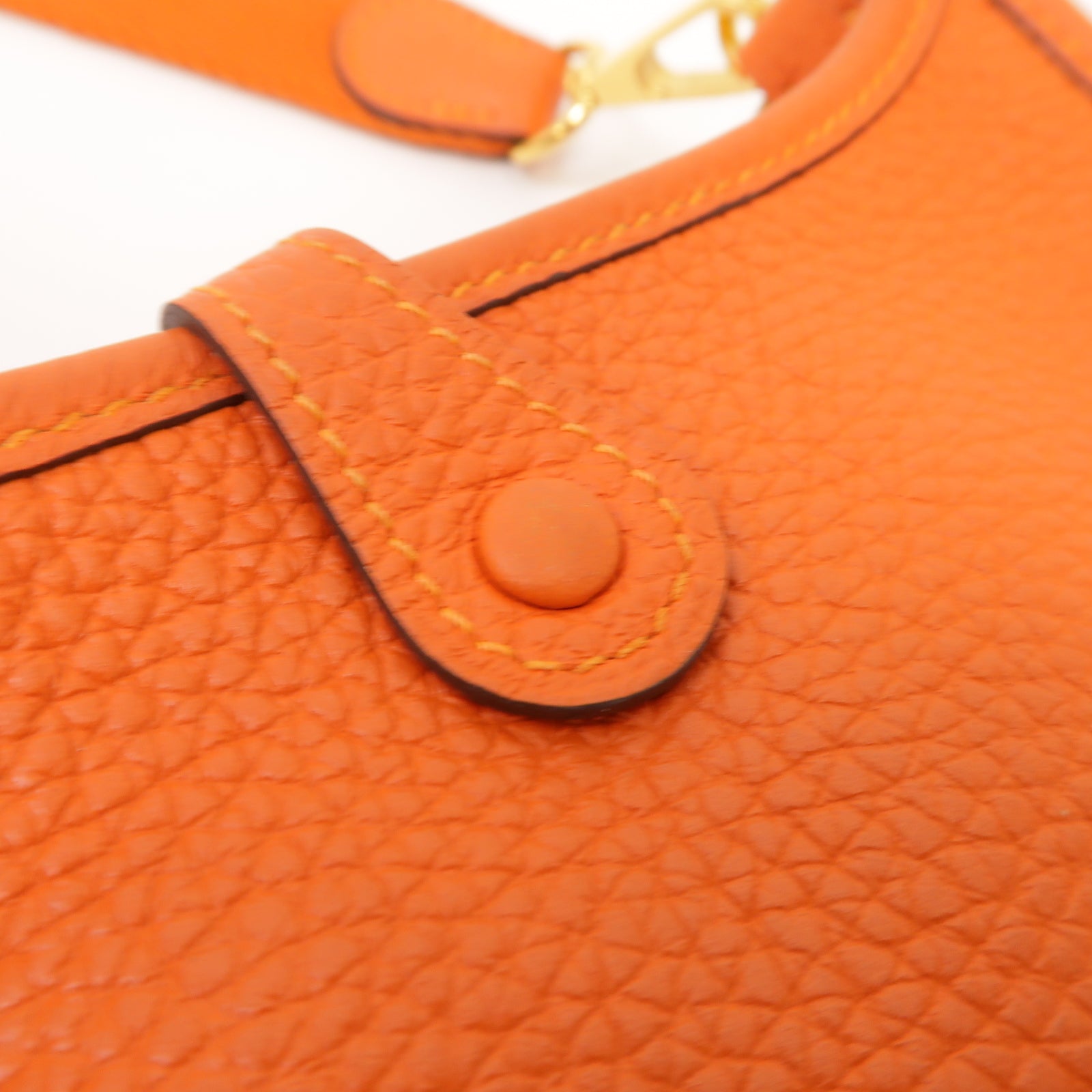 HERMES 【激減優惠】Clemence皮革Evelyne TPM Shoulder Bag金扣肩背袋火焰橘