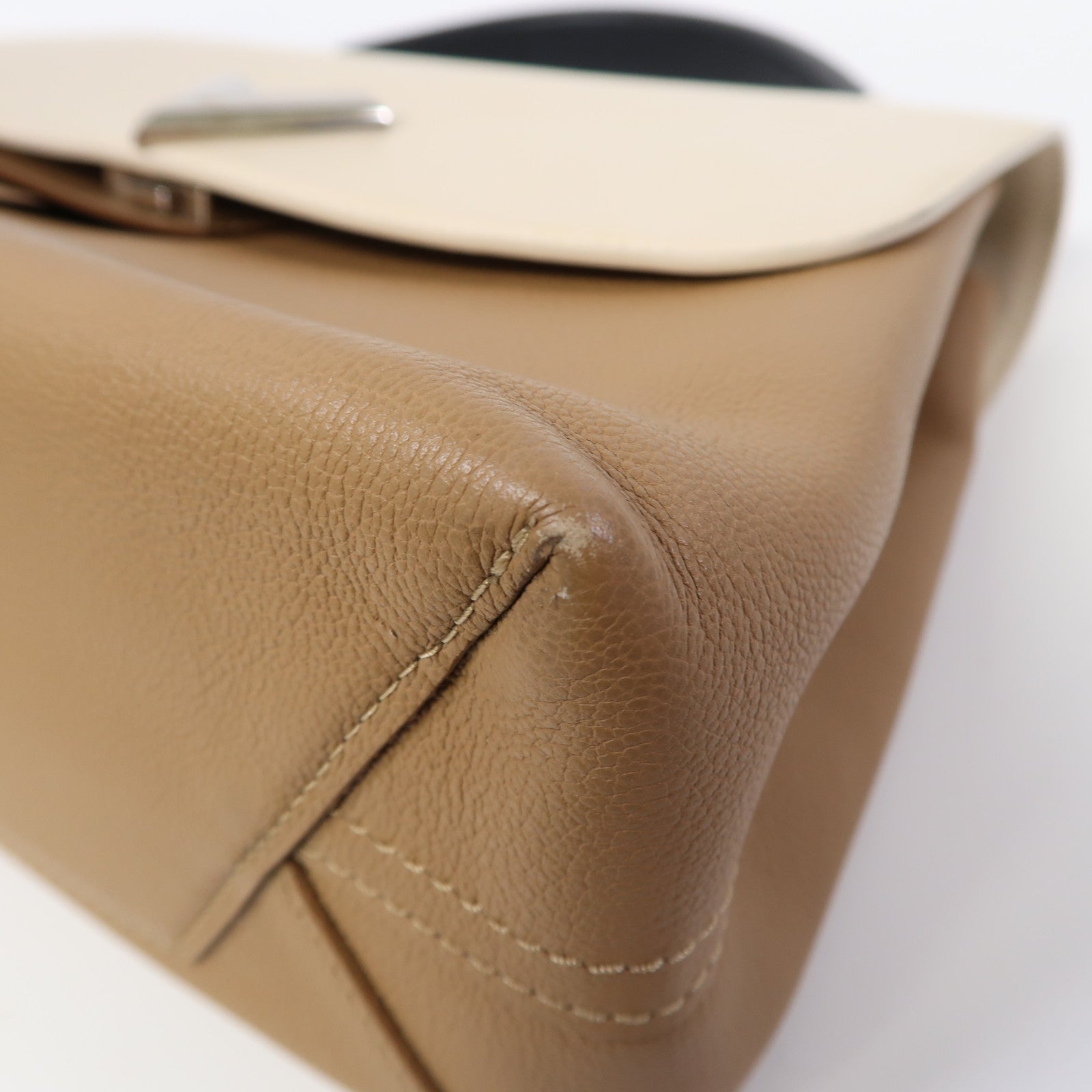 LOUIS VUITTON 【激減優惠】牛皮皮革Very One Handle銀扣手挽肩背兩用袋米色