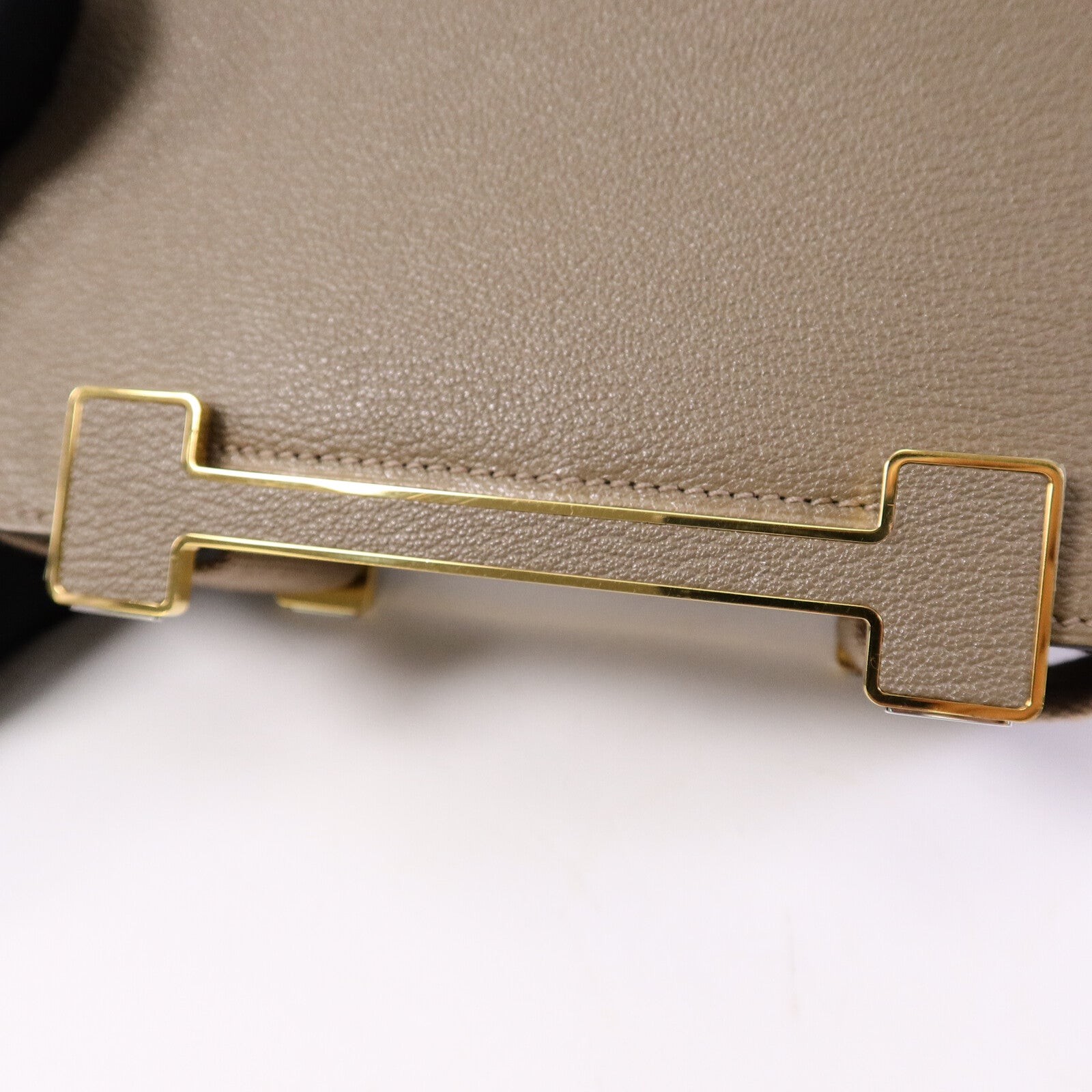 HERMES Chevre皮革Geta肩背袋Etoupe