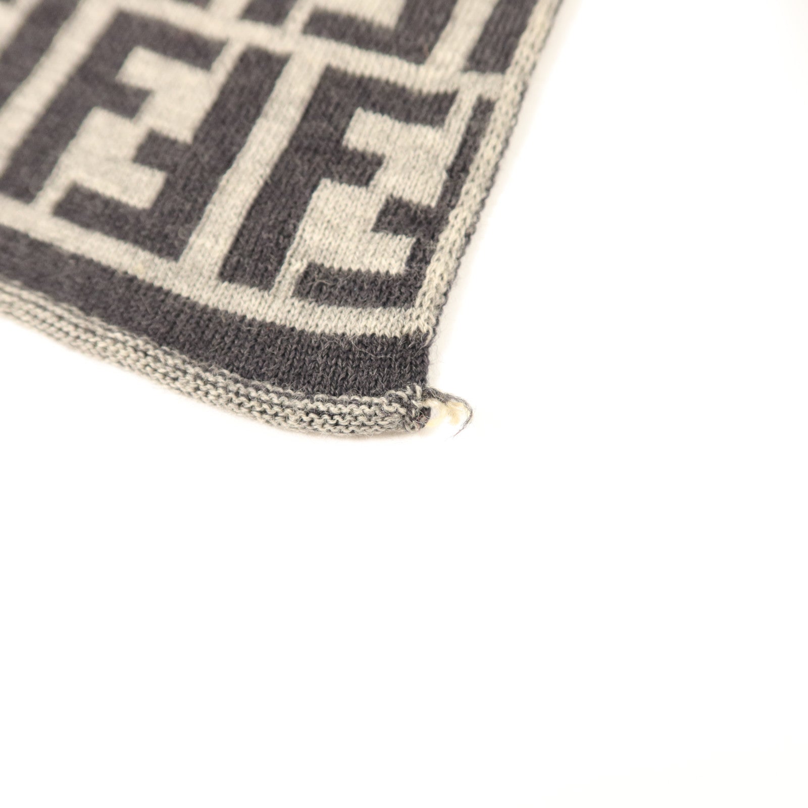 FENDI 羊毛Scarf頸巾