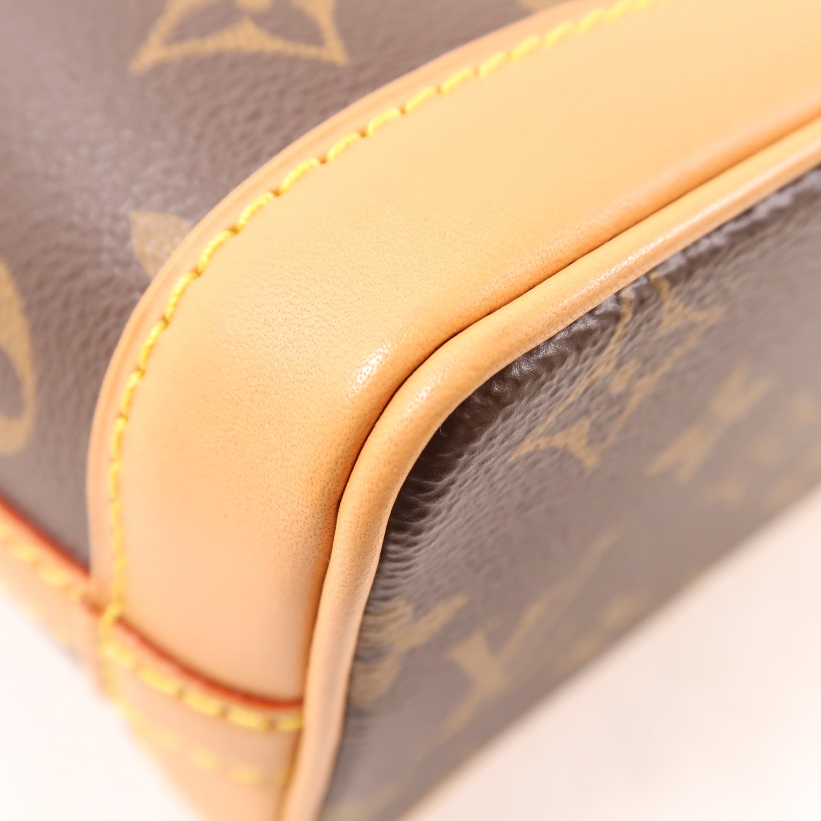 LOUIS VUITTON Monogram Nano Noe金扣手挽肩背兩用袋棕色