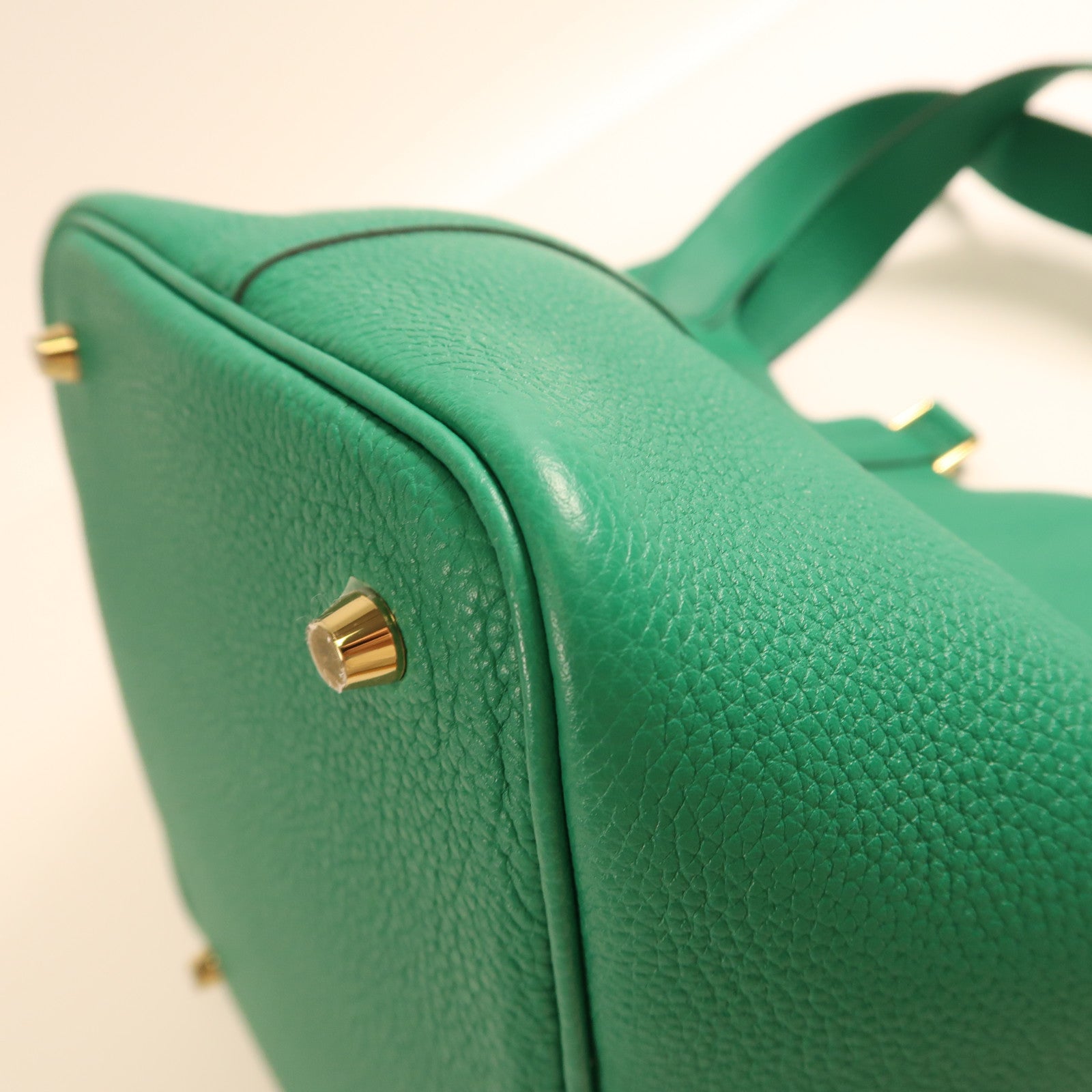 HERMES Clemence皮革Picotin MM金扣手挽袋Vert Vertigo絲絨綠