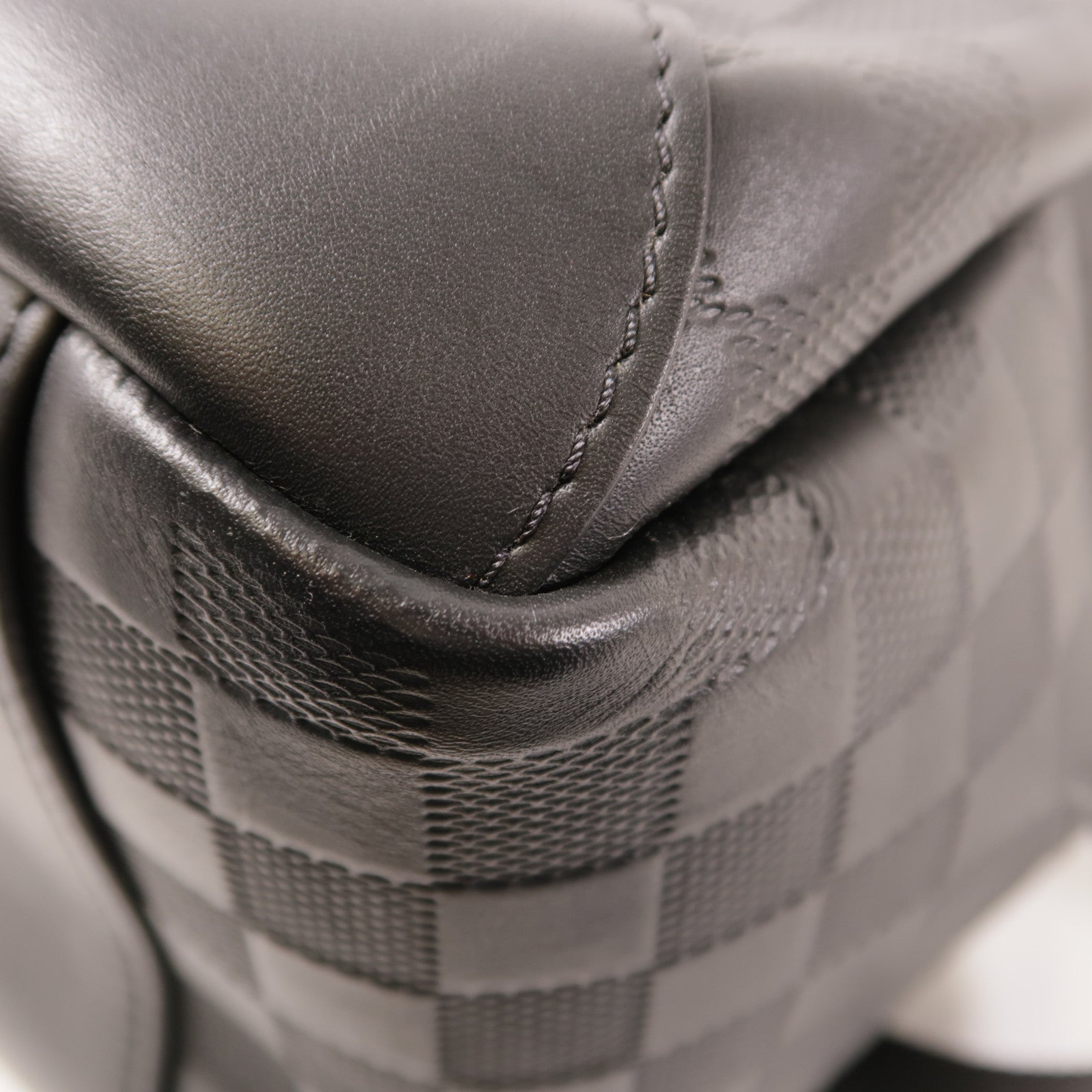 LOUIS VUITTON Damier Infini Avenue Backpack銀扣背包