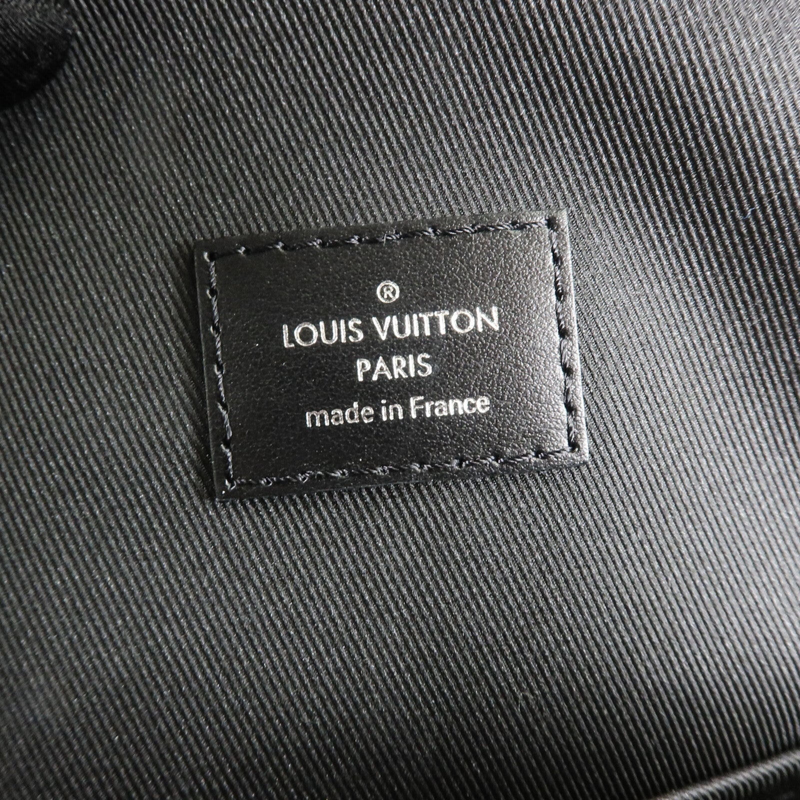 LOUIS VUITTON Damier Graphite Avenue NM肩背袋