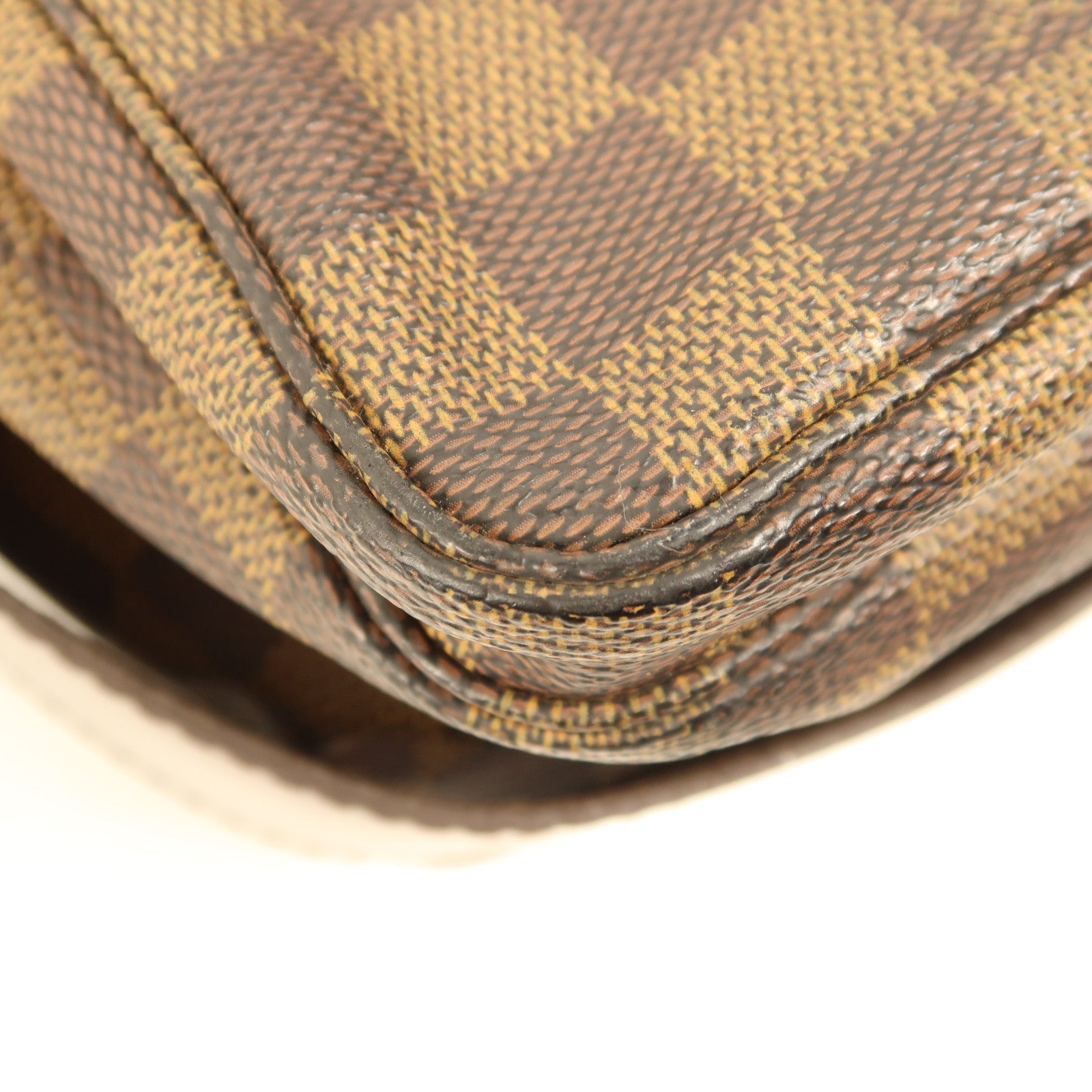 LOUIS VUITTON Damier Naviglio金扣肩背袋