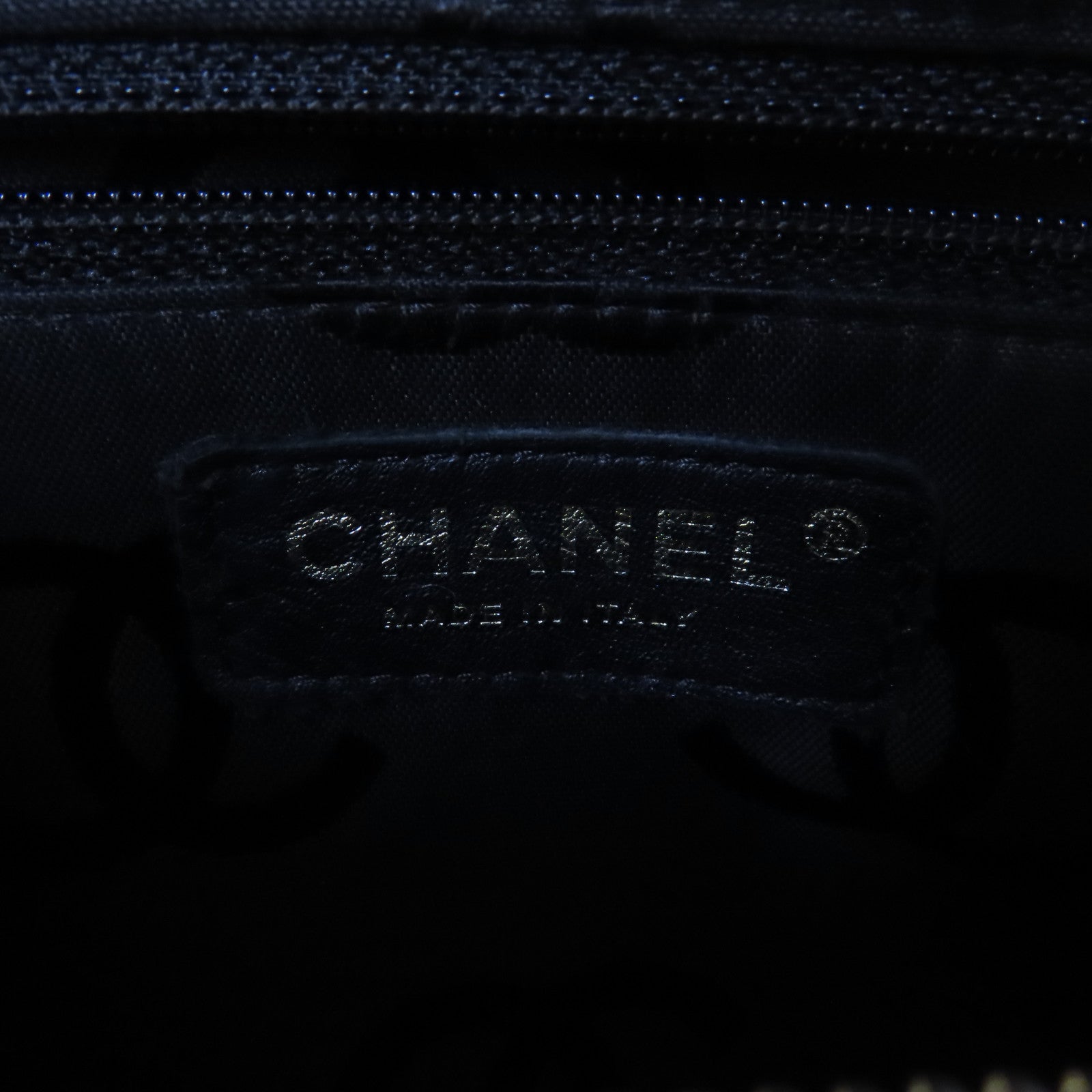CHANEL 牛皮皮革Shoulder Bag金扣肩背袋