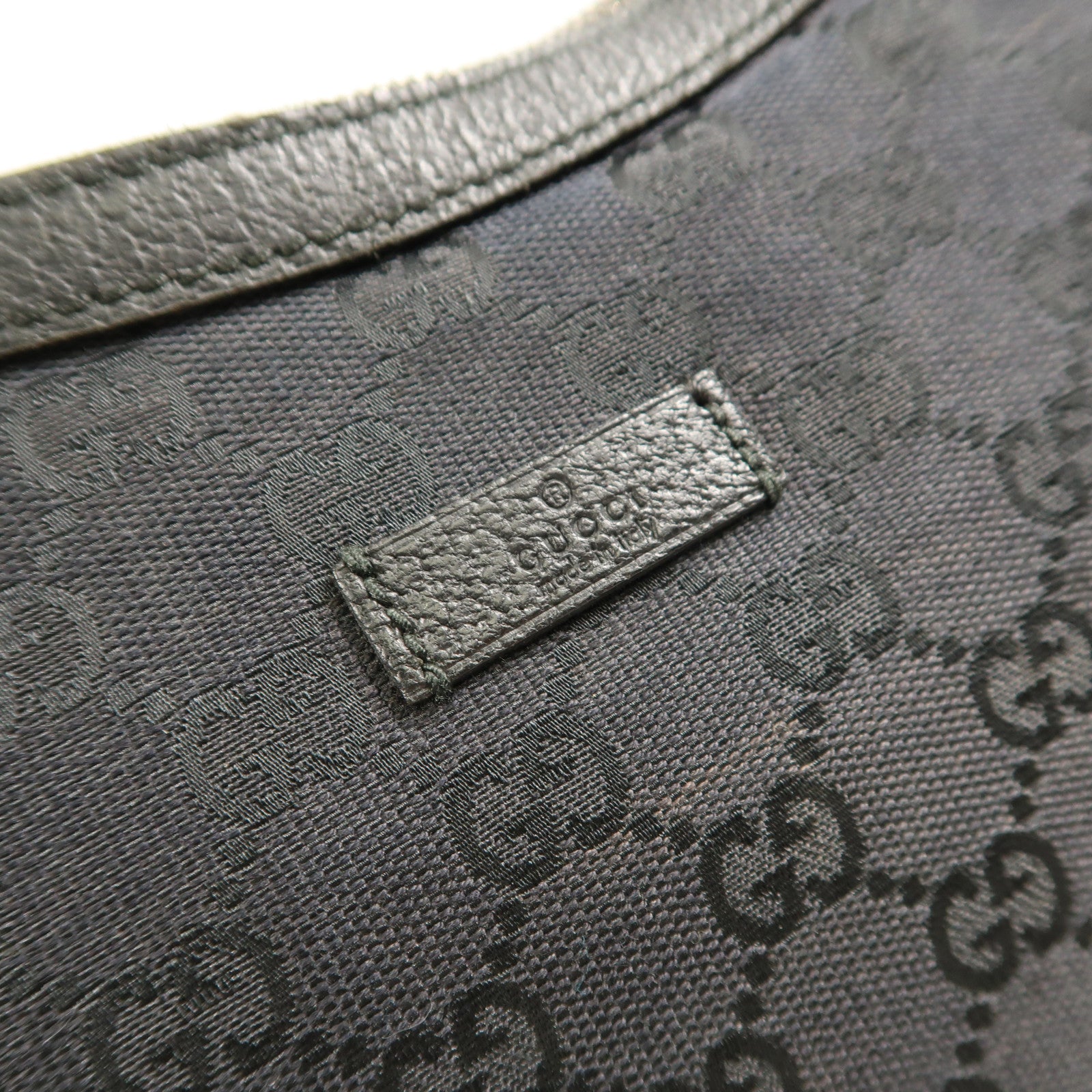 GUCCI 帆布Shoulder Bag銀扣肩背袋