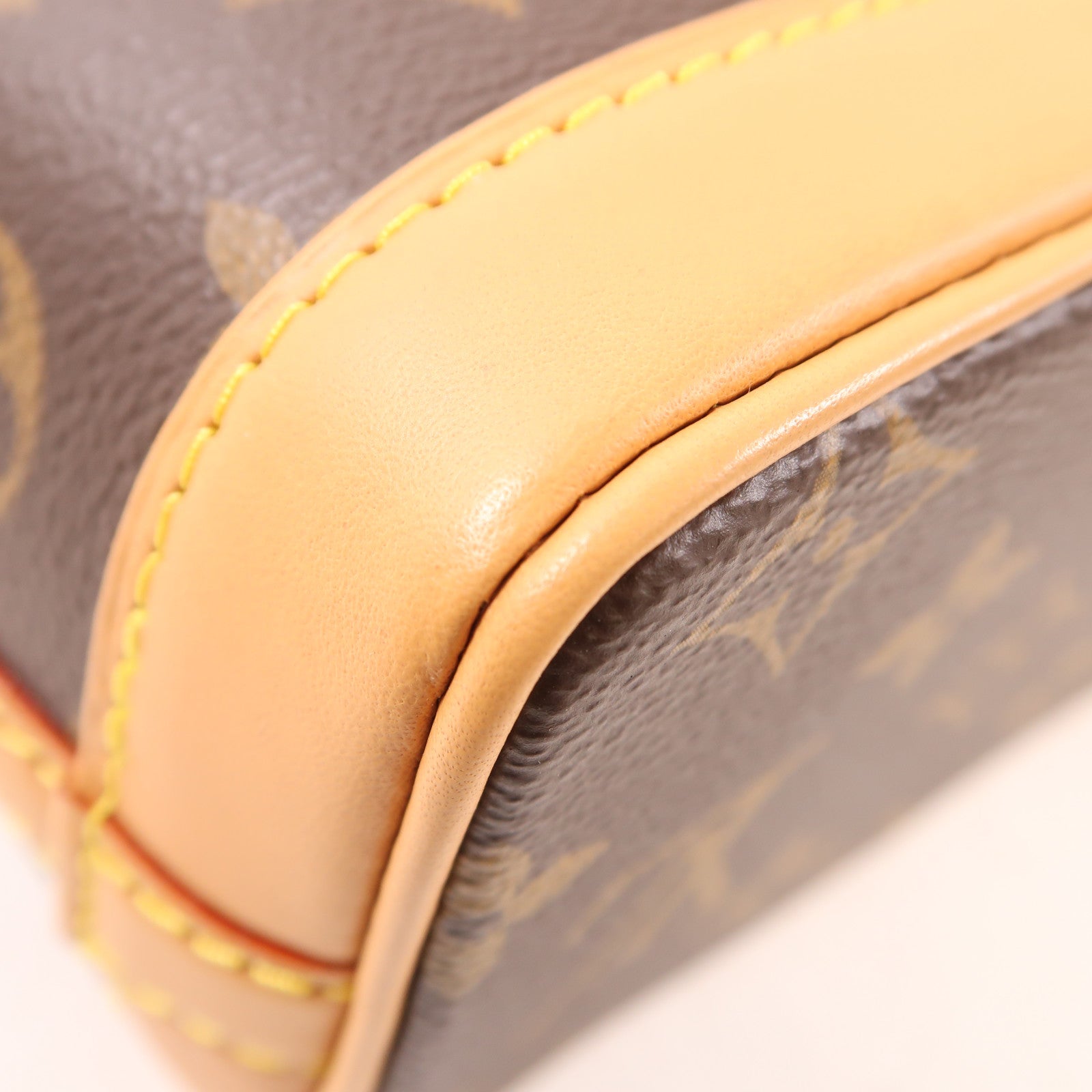 LOUIS VUITTON Monogram Nano Noe金扣手挽肩背兩用袋棕色