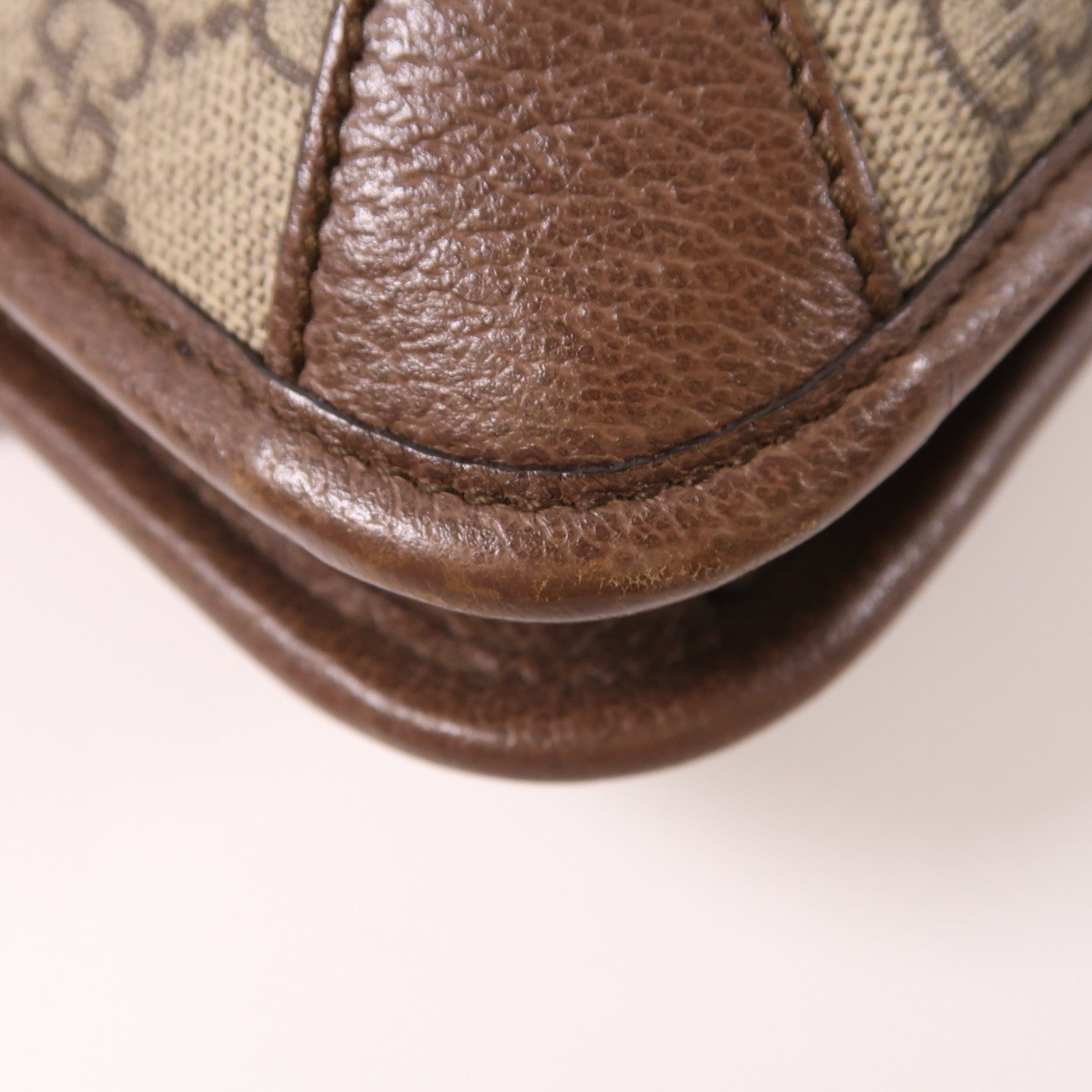GUCCI 塗層帆布Messenger Bag金扣肩背袋啡色