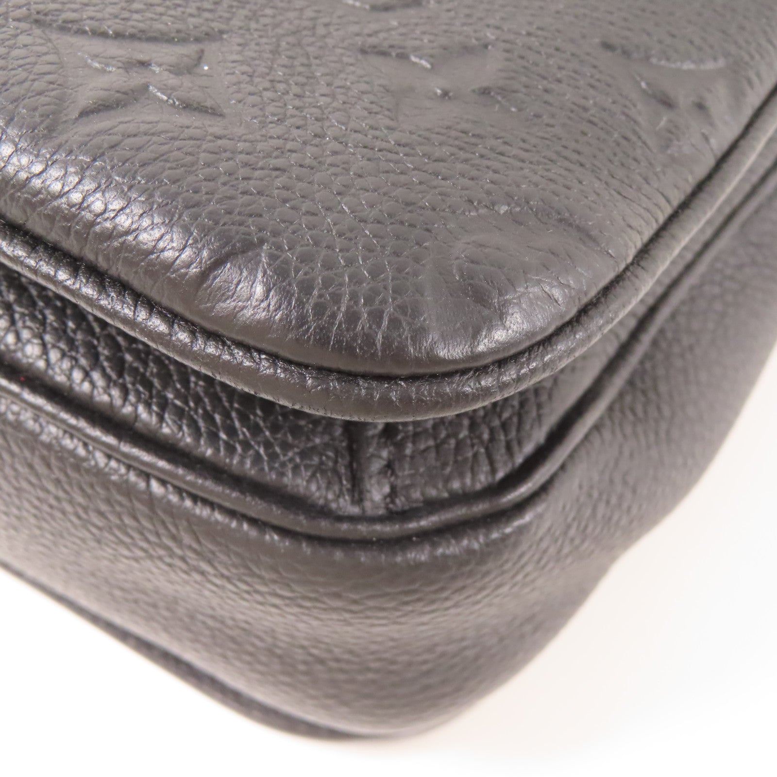LOUIS VUITTON Monogram Empreirte Pochette Metis金扣手挽肩背兩用袋黑色