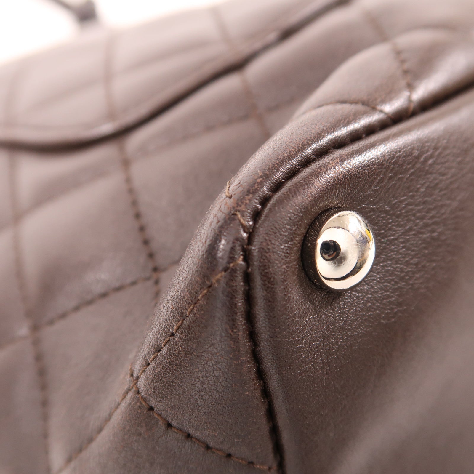 CHANEL 牛皮皮革Cambon Shoulder Bag銀扣肩背袋