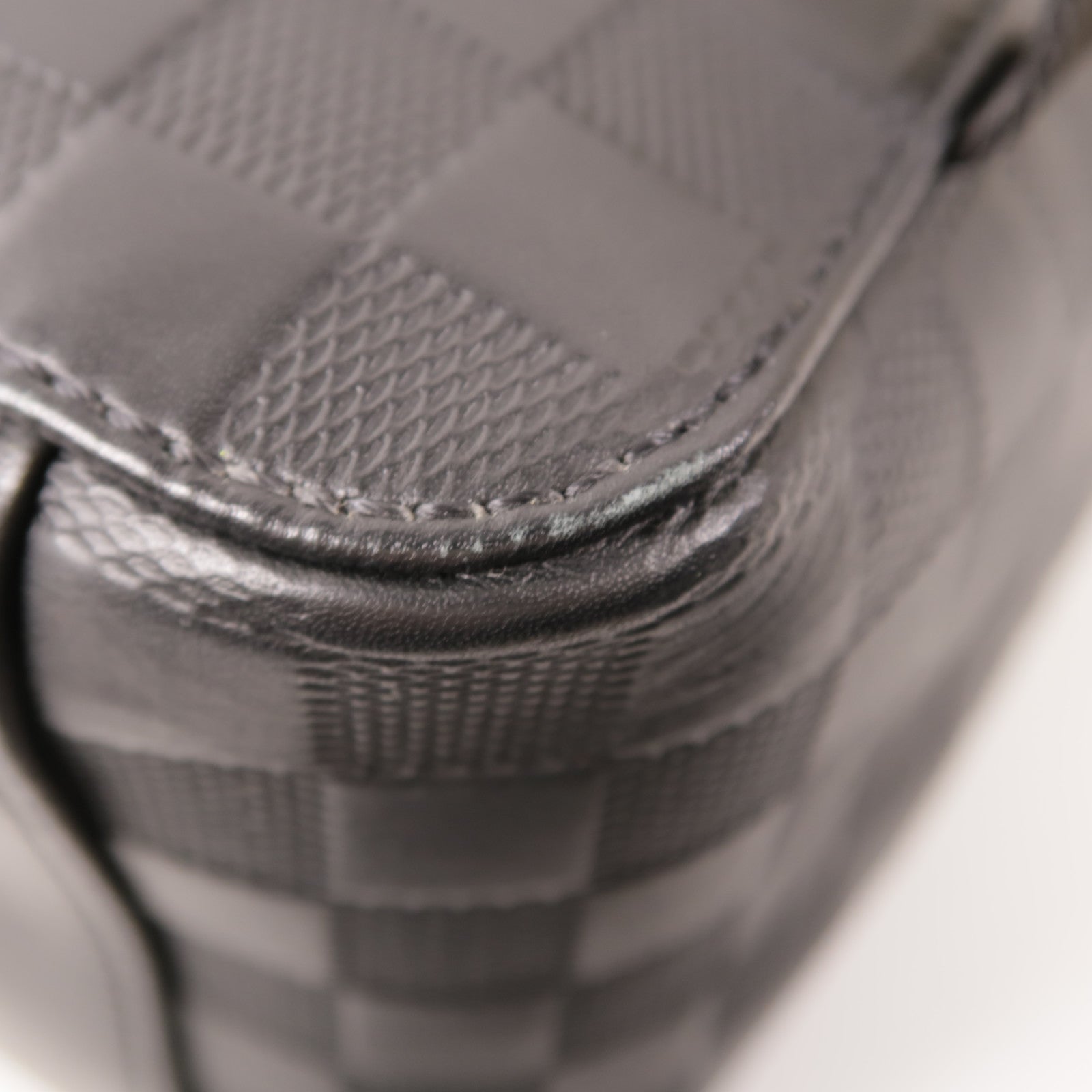 LOUIS VUITTON Damier Infini Avenue Backpack銀扣背包