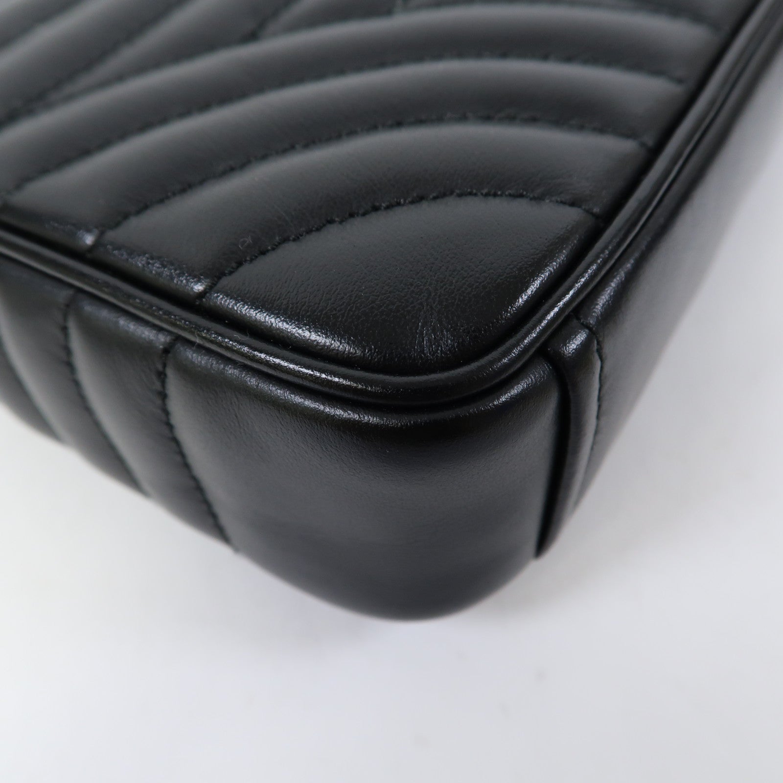 PRADA 牛皮皮革Diagramme Chain Shoulder Bag銀扣鏈帶肩背袋黑色