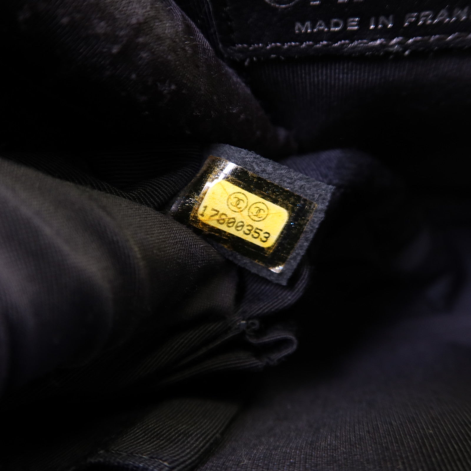 CHANEL 牛皮皮革Boy 30銀扣鏈帶肩背袋