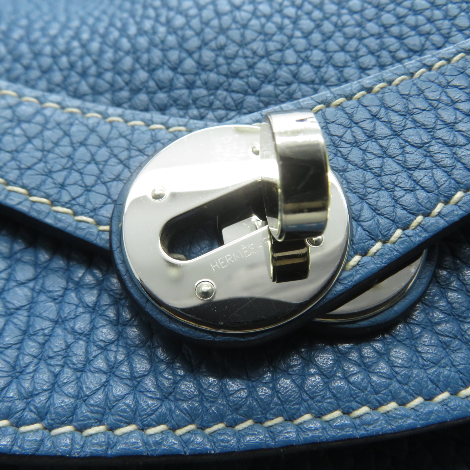 HERMES **【激減優惠】Clemence皮革Lindy 30銀扣手挽肩背兩用袋Blue Jean牛仔藍色
